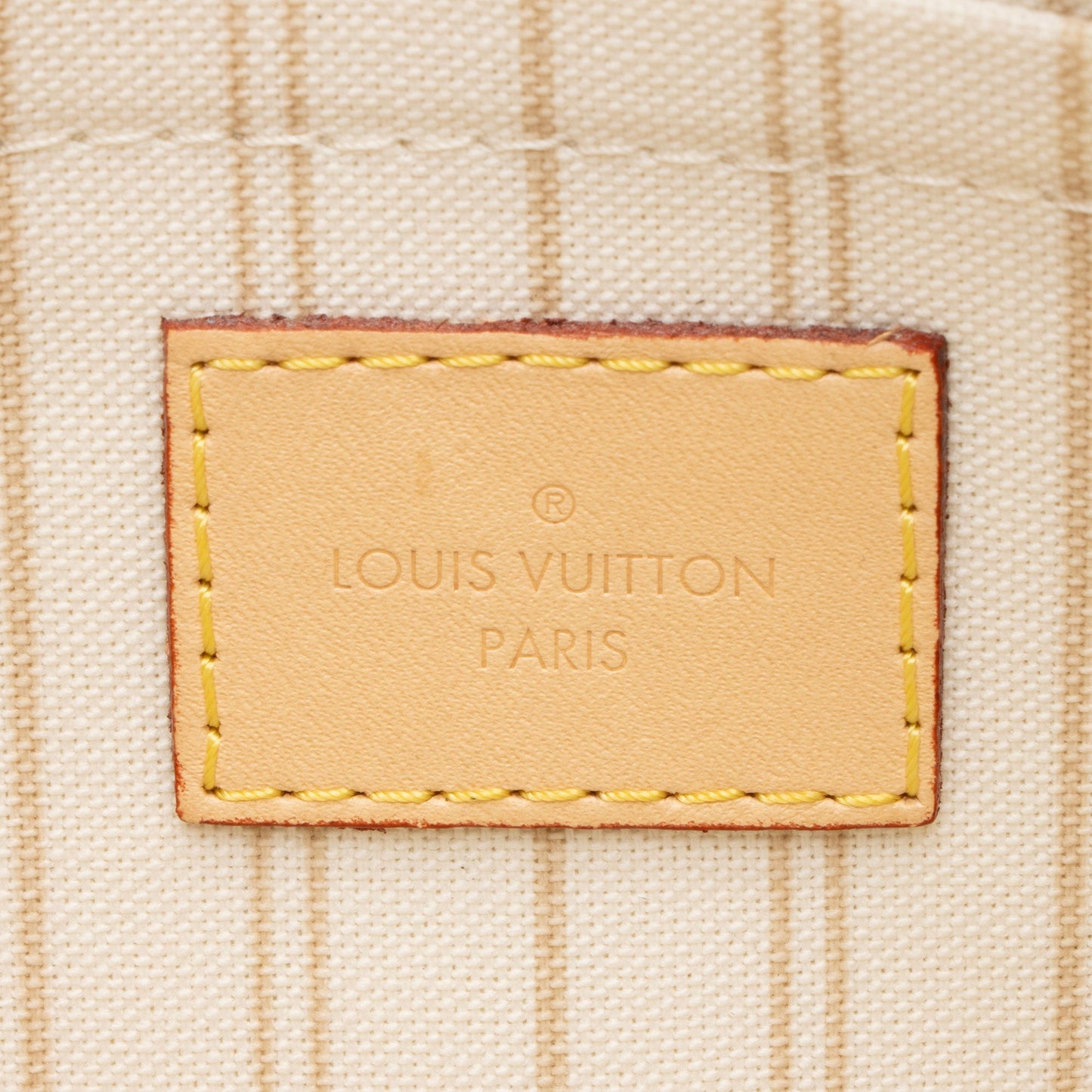 Louis Vuitton Damier Azur Neverfull MM Pochette (SHF-bPrxa0)