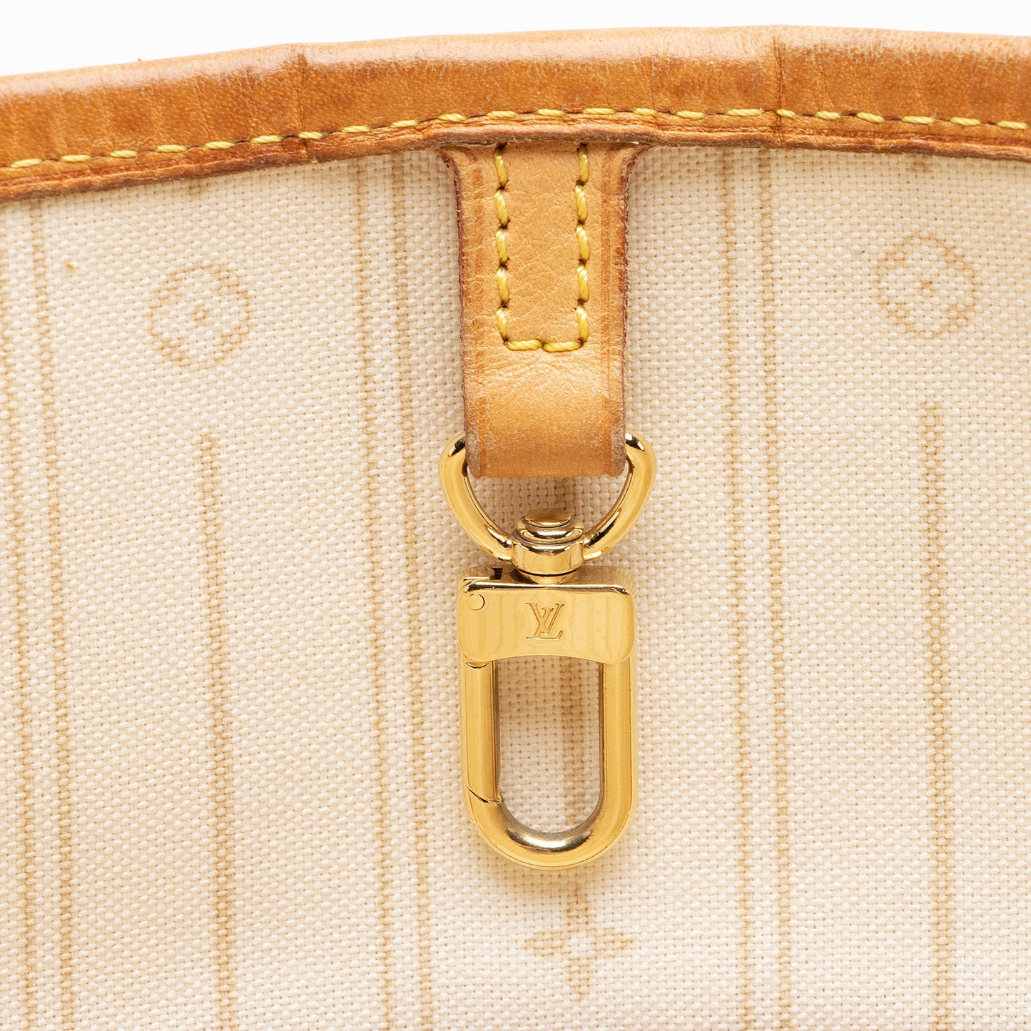Louis Vuitton Damier Azur Neverfull MM Tote (SHF-UaNXaa)