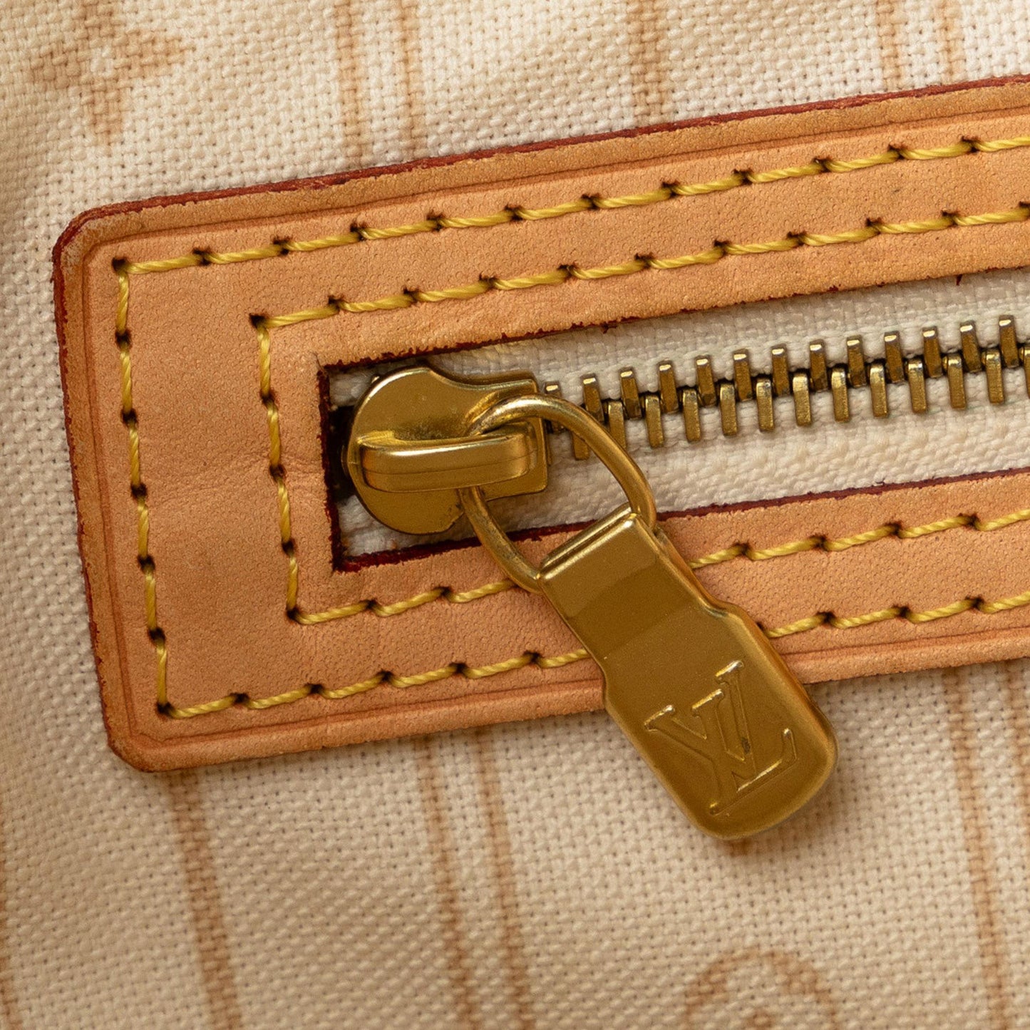 Louis Vuitton Damier Azur Neverfull MM (SHG-j4VxMl)