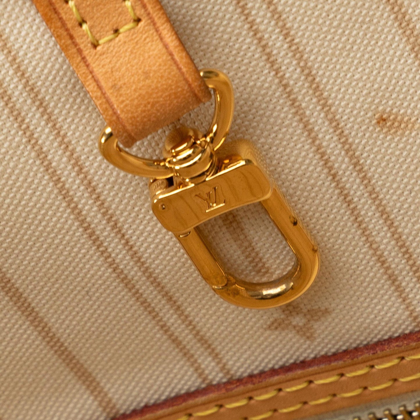 Louis Vuitton Damier Azur Neverfull MM (SHG-j4VxMl)