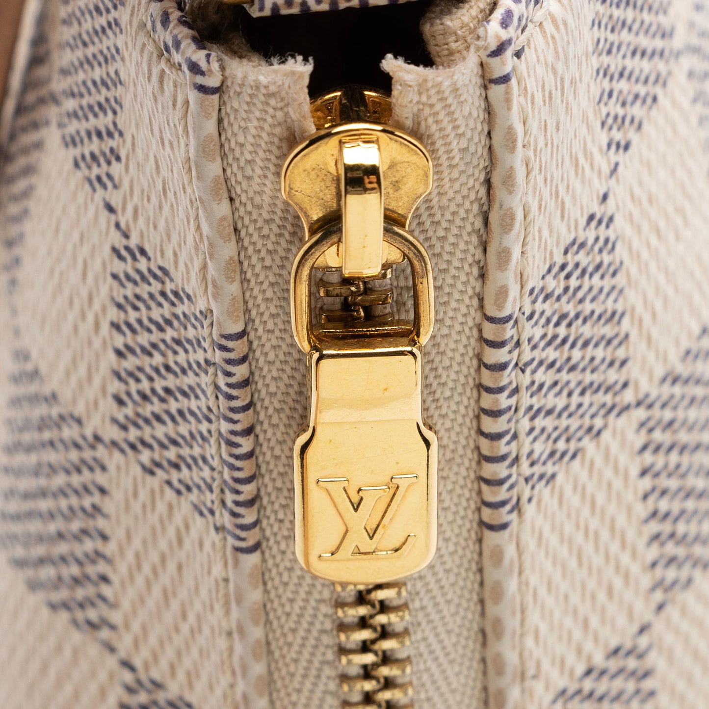 Louis Vuitton Damier Azur Pochette Accessoires (SHF-tK4YDY)