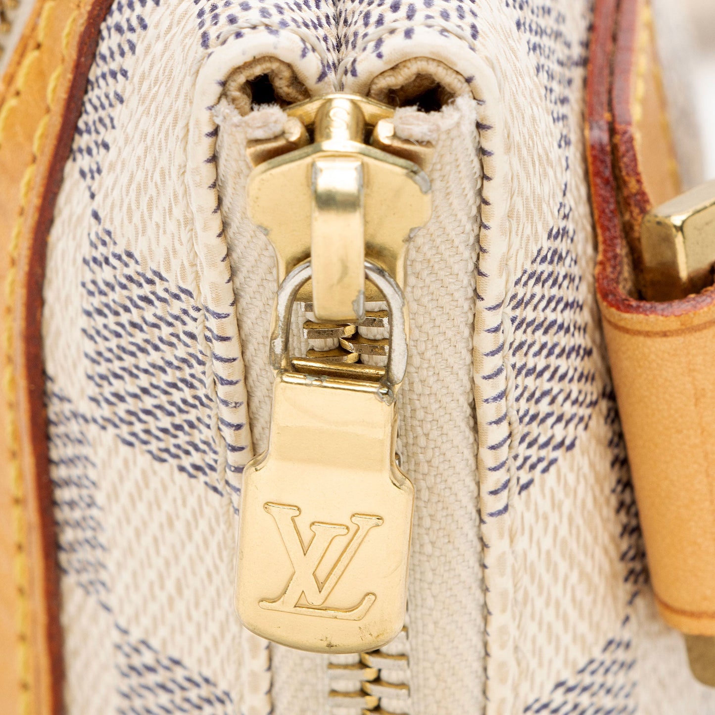 Louis Vuitton Damier Azur Pochette Bosphore Messenger