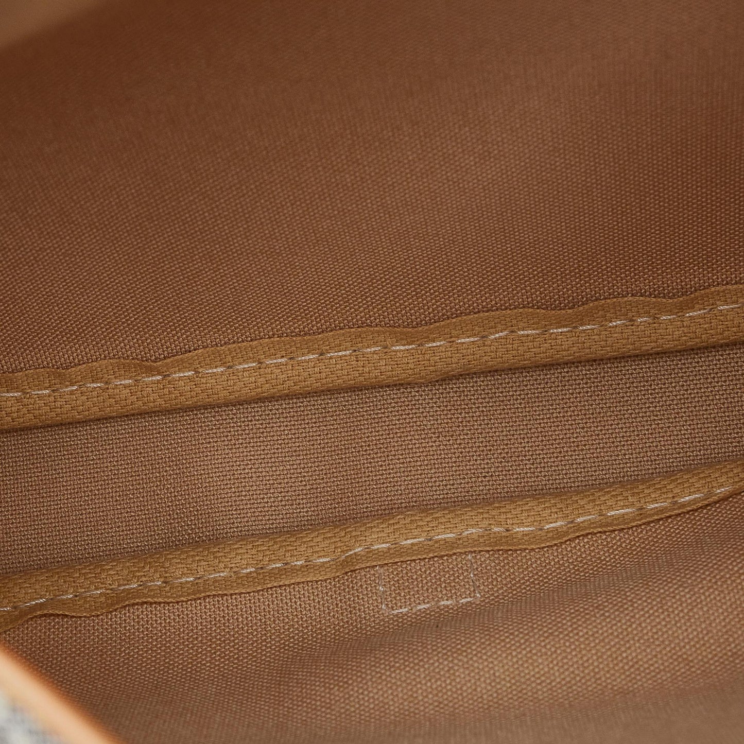 Louis Vuitton Damier Azur Saumur (SHG-06Eeks)