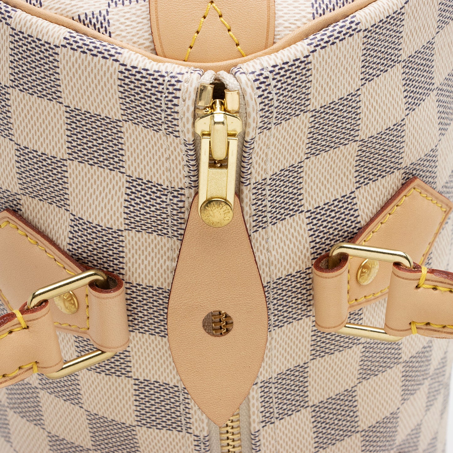 Louis Vuitton Damier Azur Speedy 25 Satchel (SHF-mICLk2)