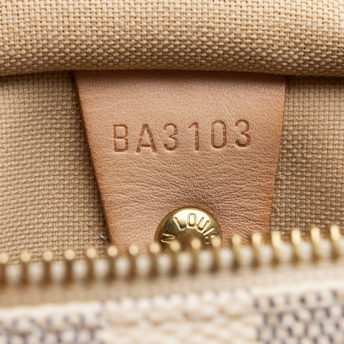 Louis Vuitton Damier Azur Speedy 30 Satchel (SHF-EJWajq)