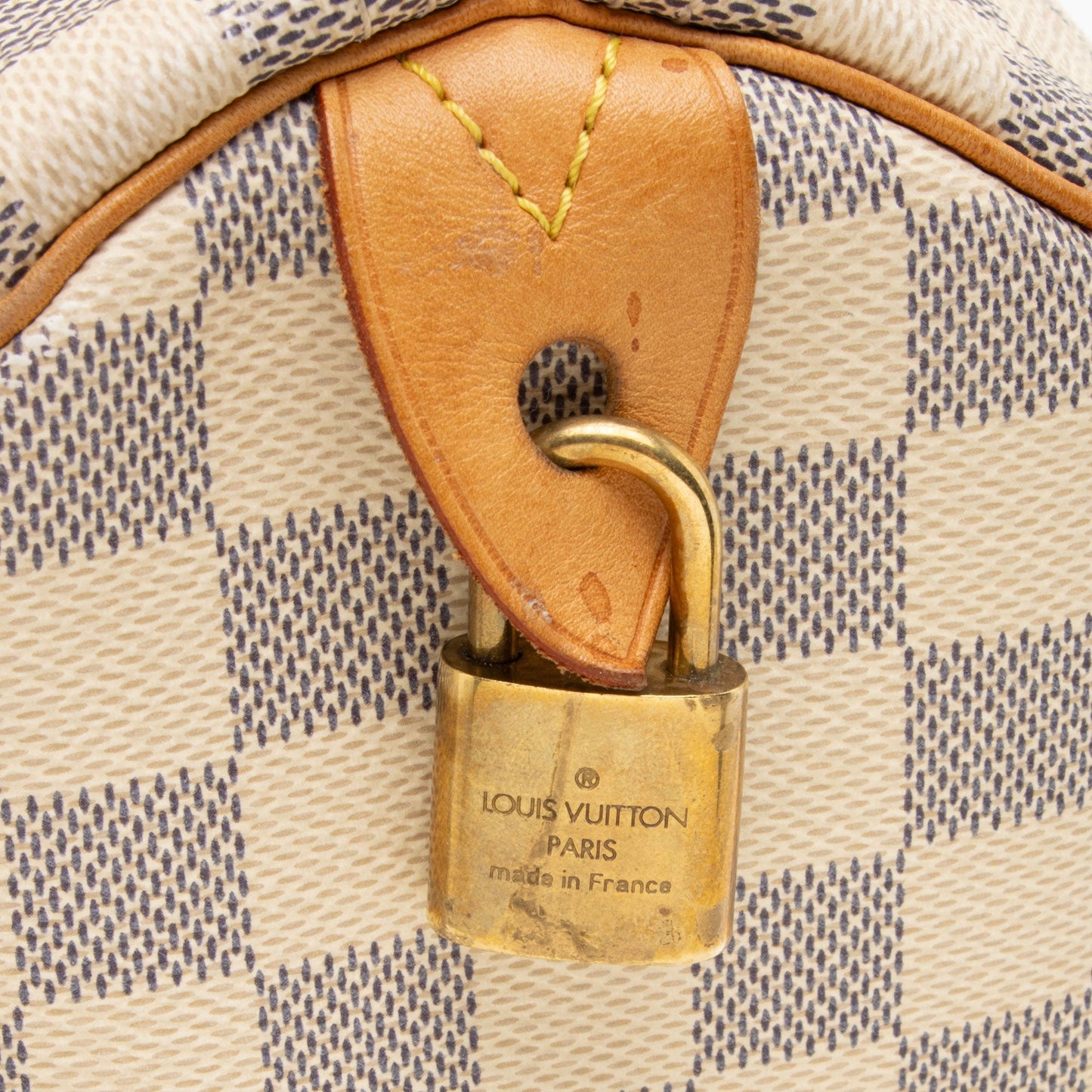 Louis Vuitton Damier Azur Speedy 30 Satchel (SHF-fnXRR8)