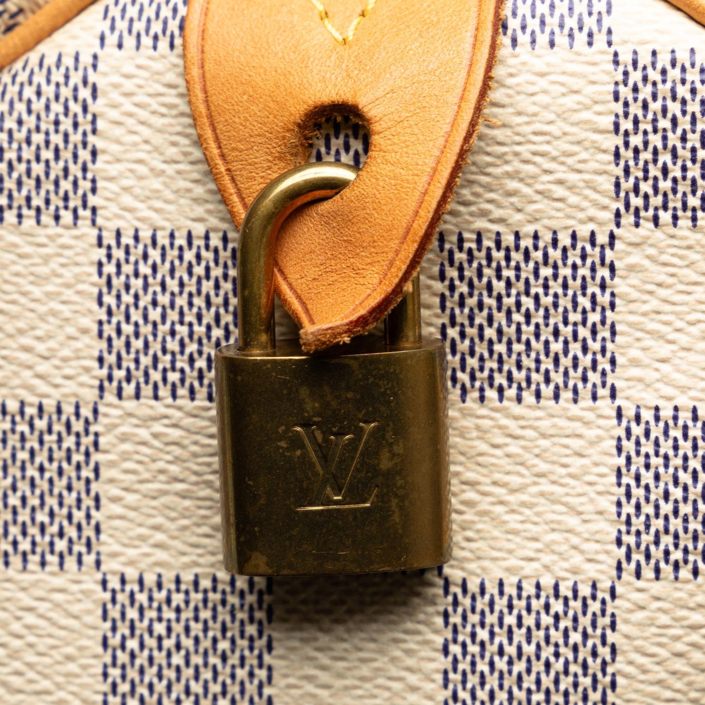 Louis Vuitton Damier Azur Speedy 30 (SHG-lxapbe)