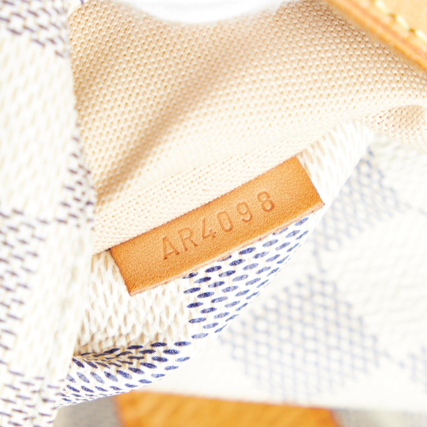 Louis Vuitton Damier Azur Totally MM (SHG-1vKU9q)