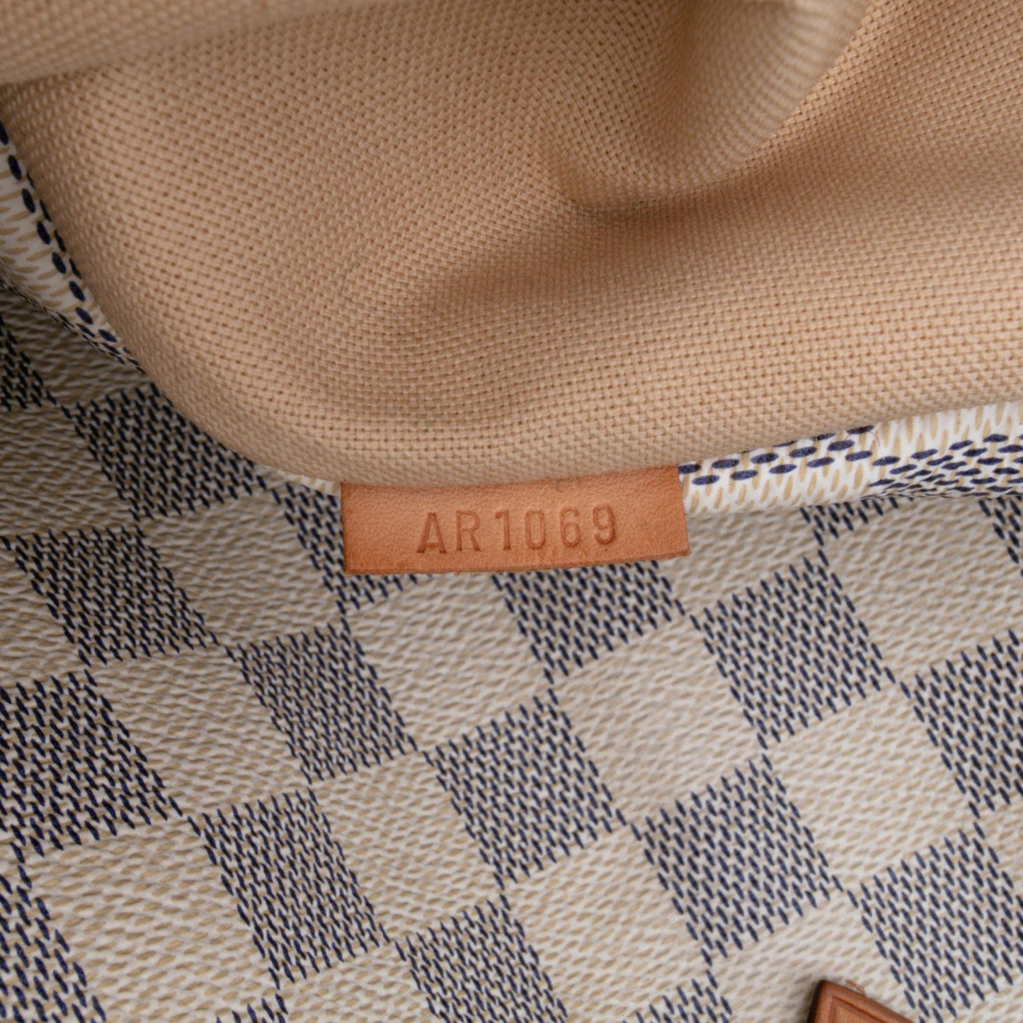 Louis Vuitton Damier Azur Totally MM