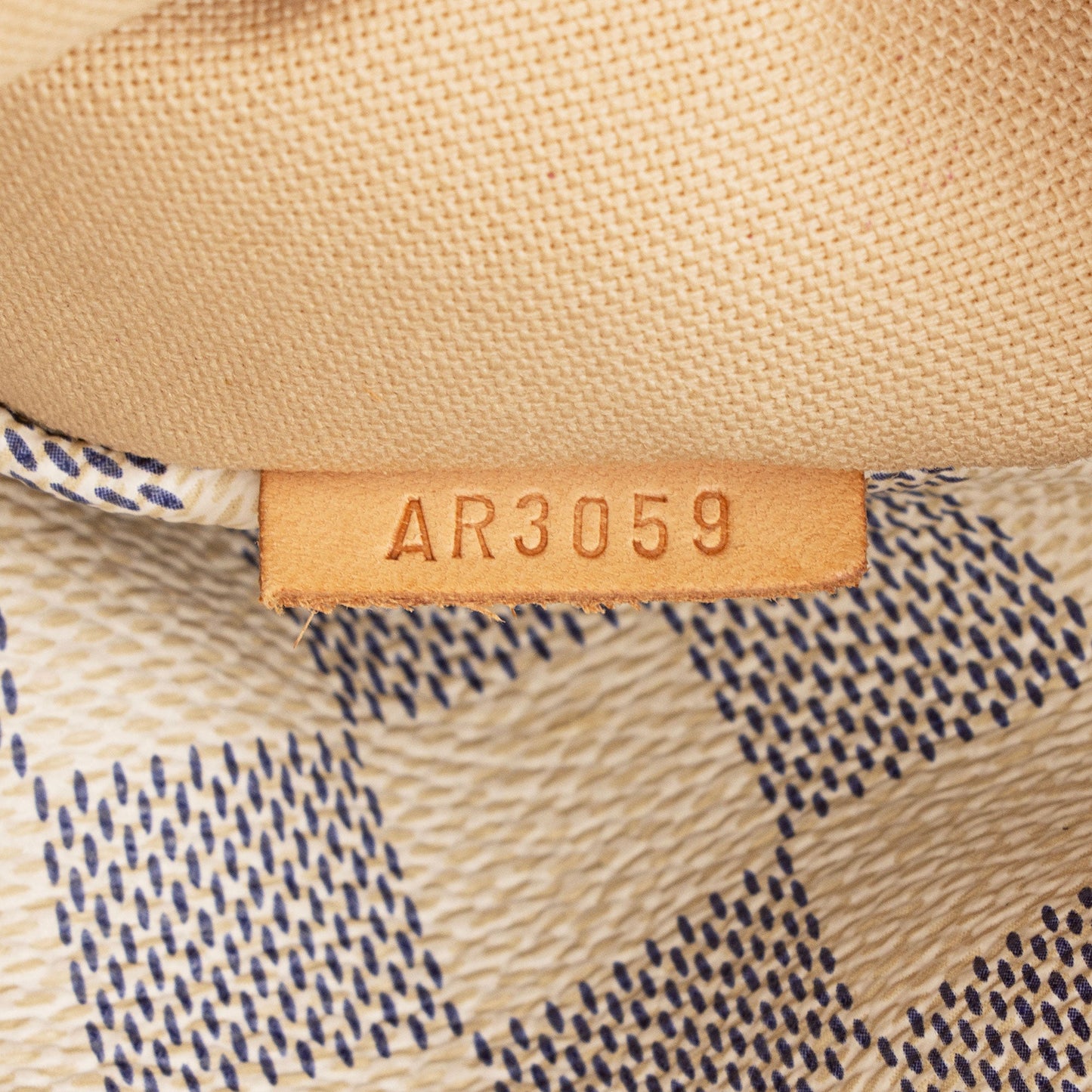 Louis Vuitton Damier Azur Totally PM Tote (SHF-et6duI)