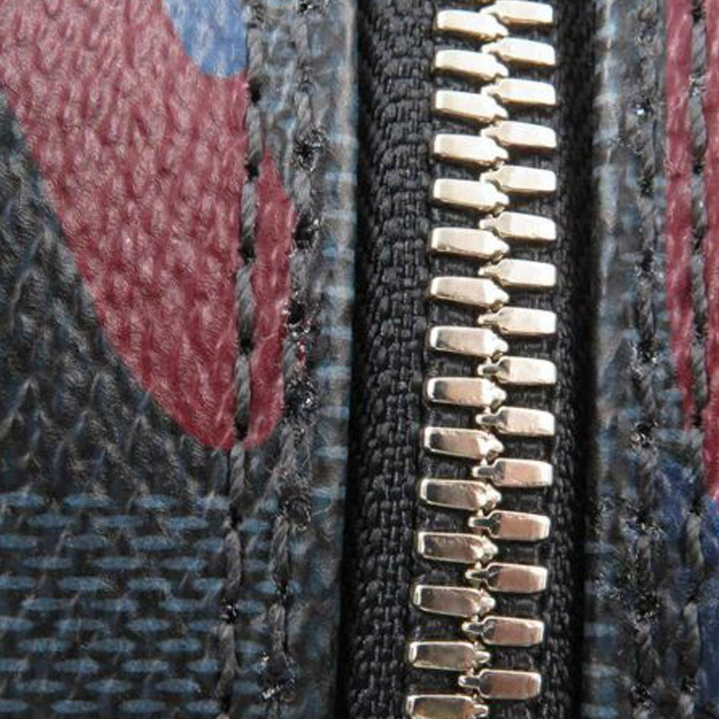 Louis Vuitton Damier Cobalt Camouflage Porte-Documents Voyage PM (SHG-a1O5WX)