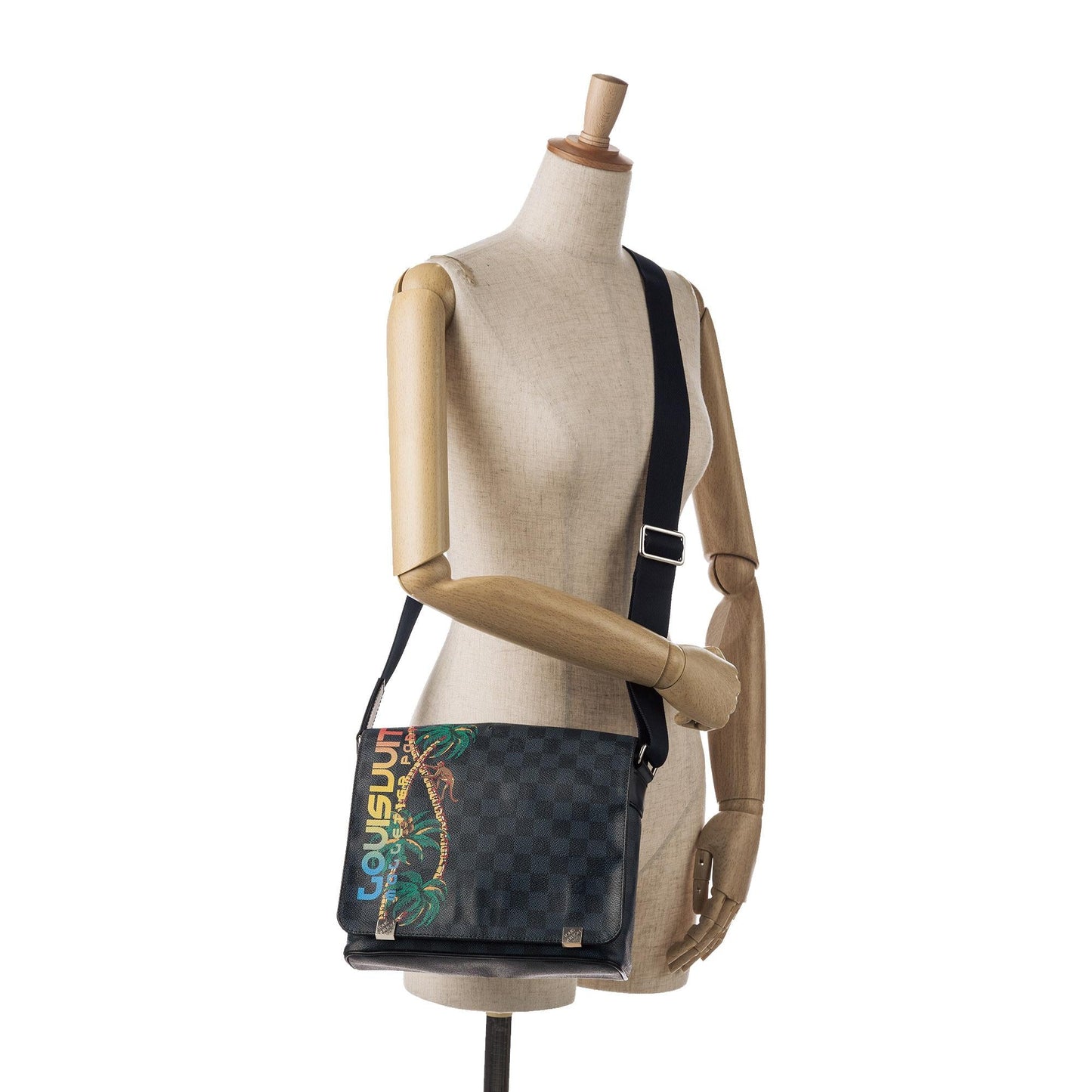 Louis Vuitton Damier Cobalt Jungle District Messenger PM (SHG-DdkItG)