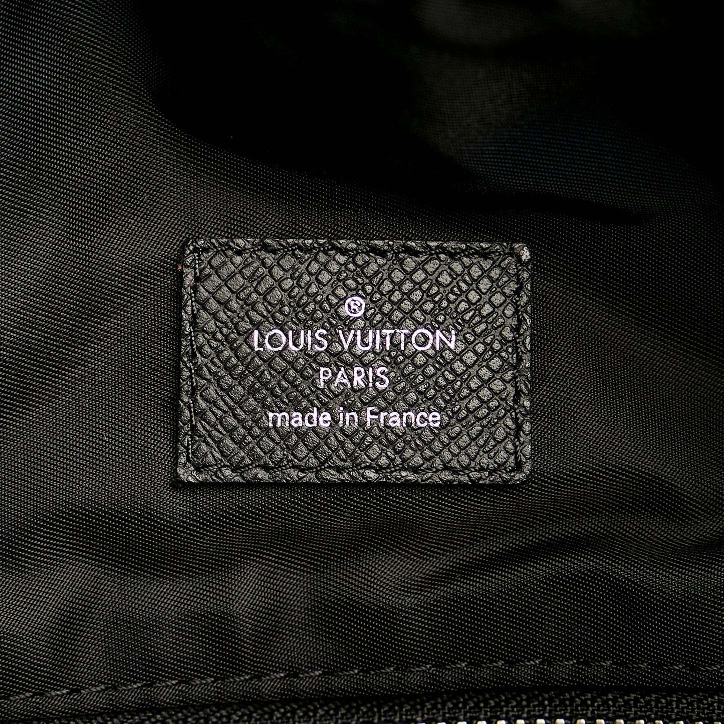 Louis Vuitton Damier Cobalt Matchpoint Hybrid (SHG-V8VFCn)