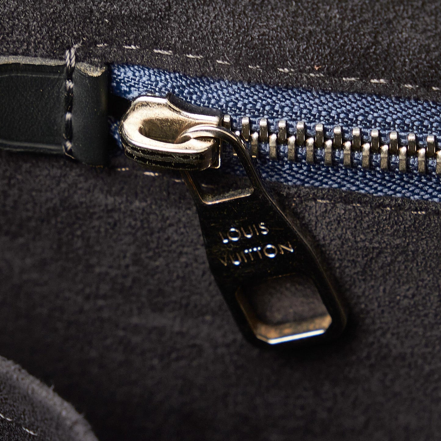 Louis Vuitton Damier Cobalt Newport (SHG-4mrIGa)