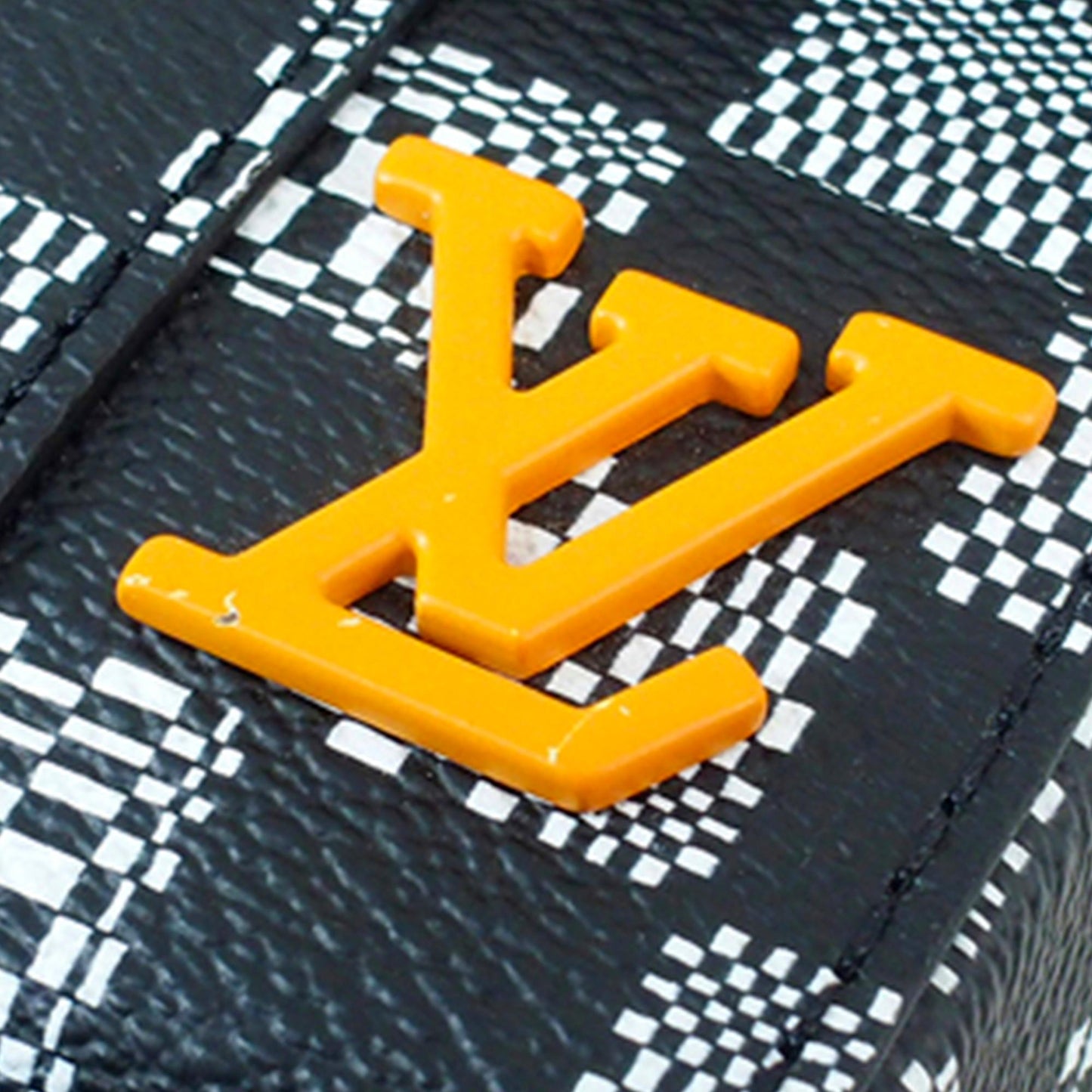 Louis Vuitton Damier Distorted Flap Soft Trunk (SHG-SdLgng)