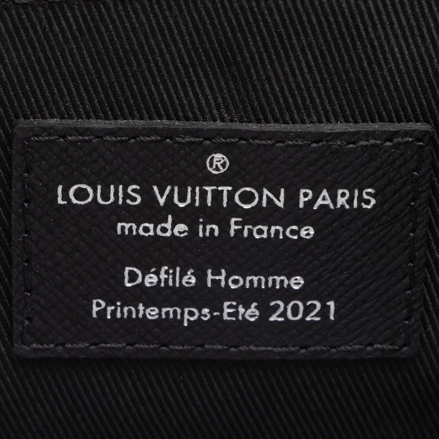Louis Vuitton Limited Edition Damier Distorted Nano Steamer (SHF-JLVigE)