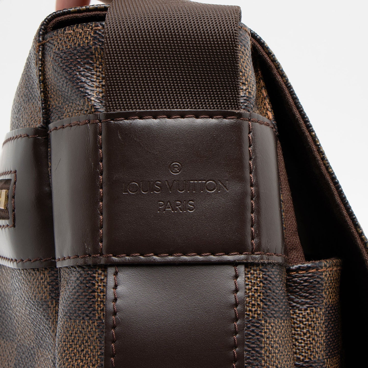 Louis Vuitton Damier Ebene Bastille Messenger