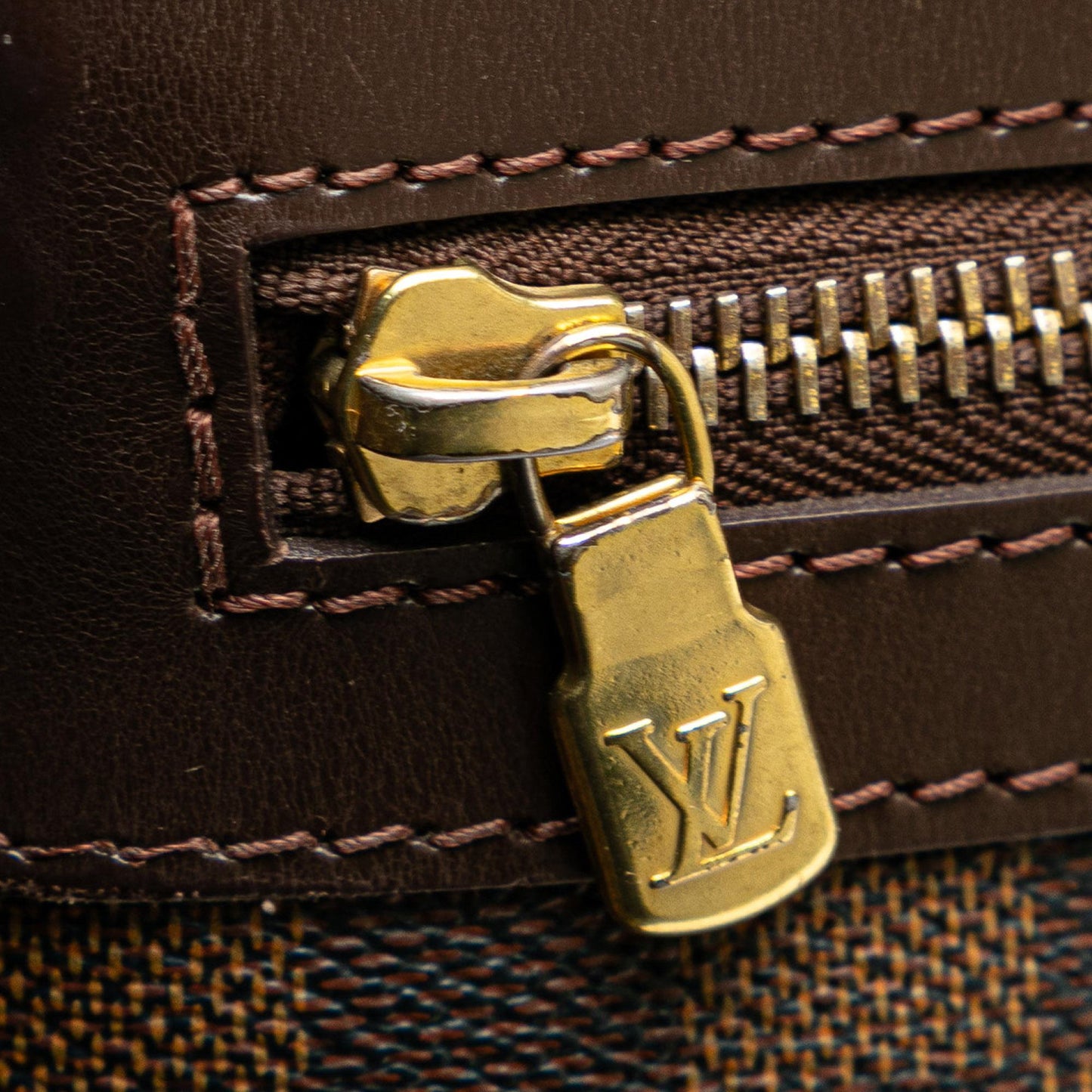 Louis Vuitton Damier Ebene Bastille (SHG-s6e8qX)