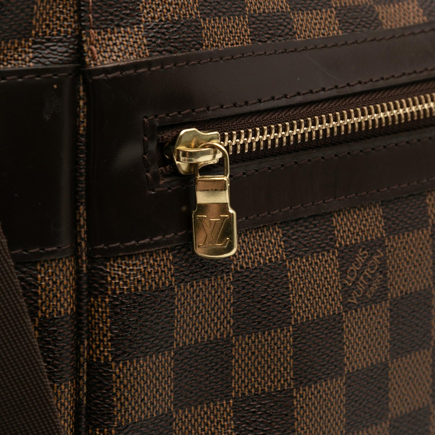 Louis Vuitton Damier Ebene Bastille