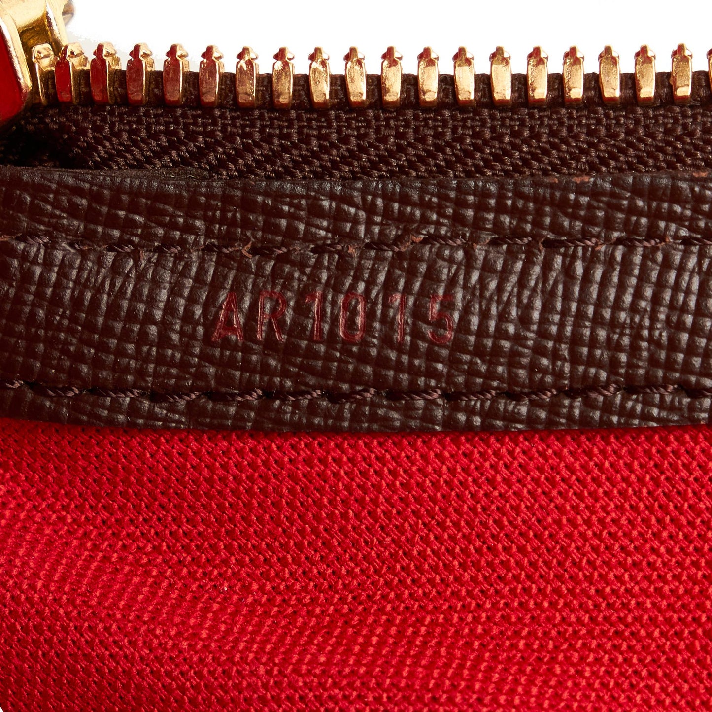 Louis Vuitton Damier Ebene Belem MM (SHG-KuhGh2)
