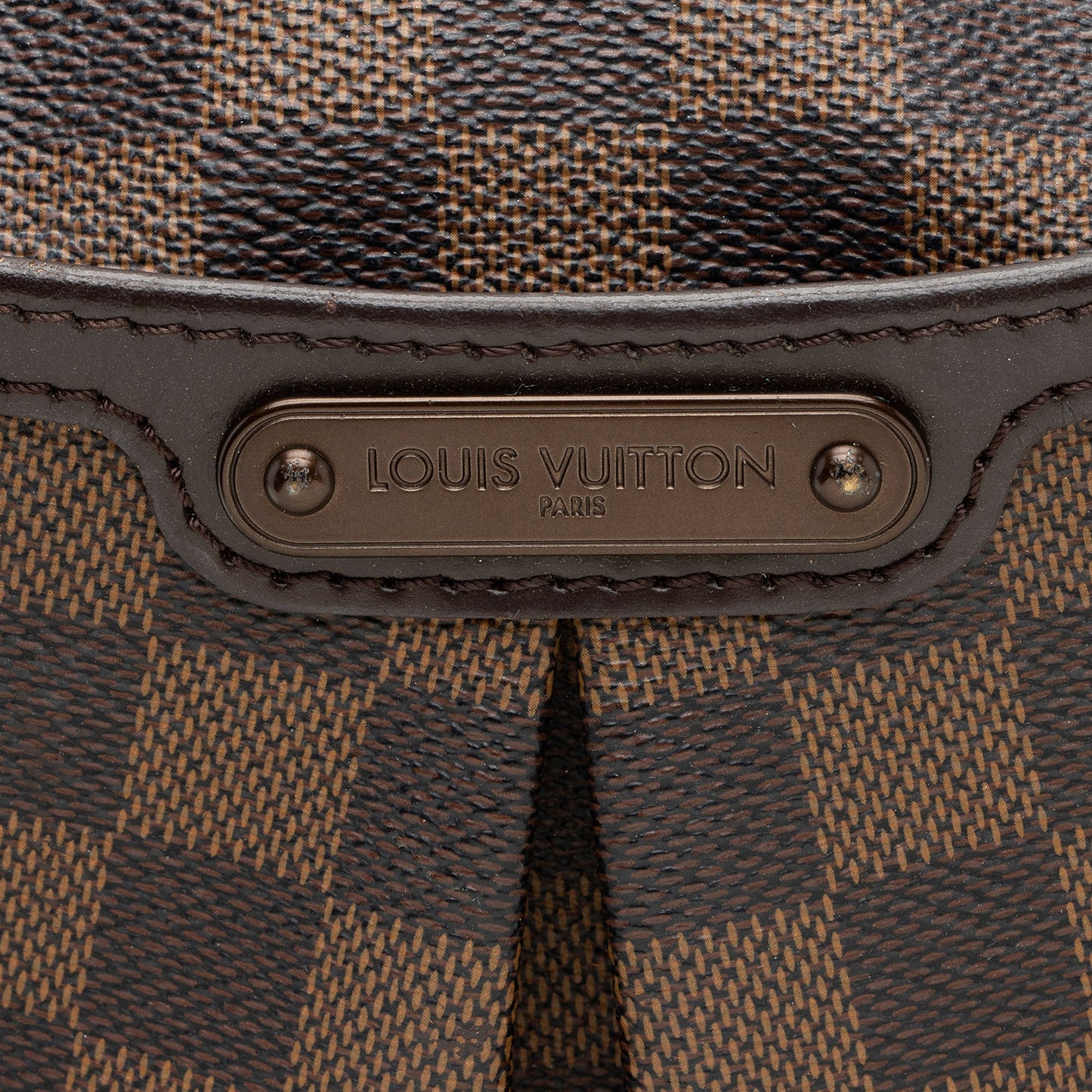 Louis Vuitton Damier Ebene Bloomsbury PM Shoulder Bag (SHF-DyuLWs)