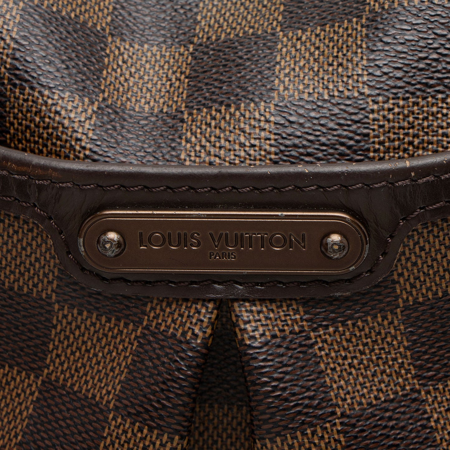 Louis Vuitton Damier Ebene Bloomsbury PM Shoulder Bag (SHF-WlZQn1)