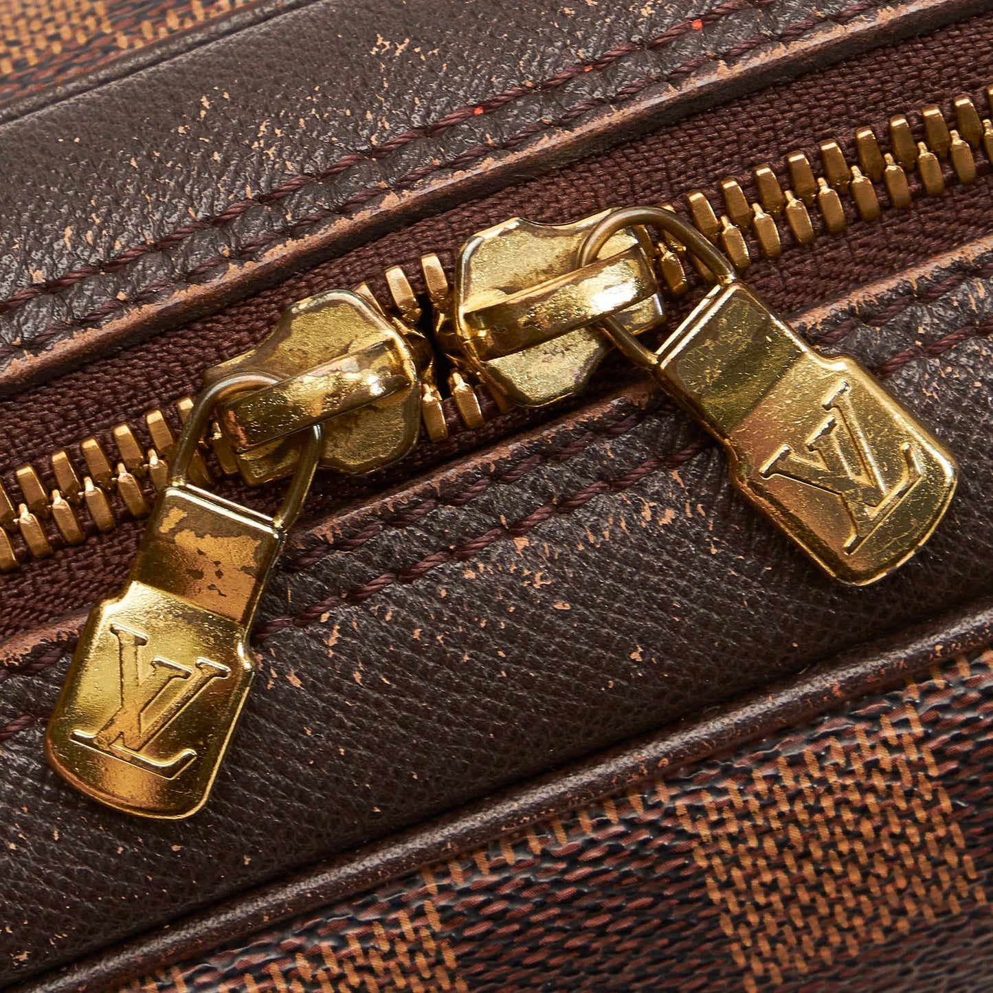 Louis Vuitton Damier Ebene Brera (SHG-31884)