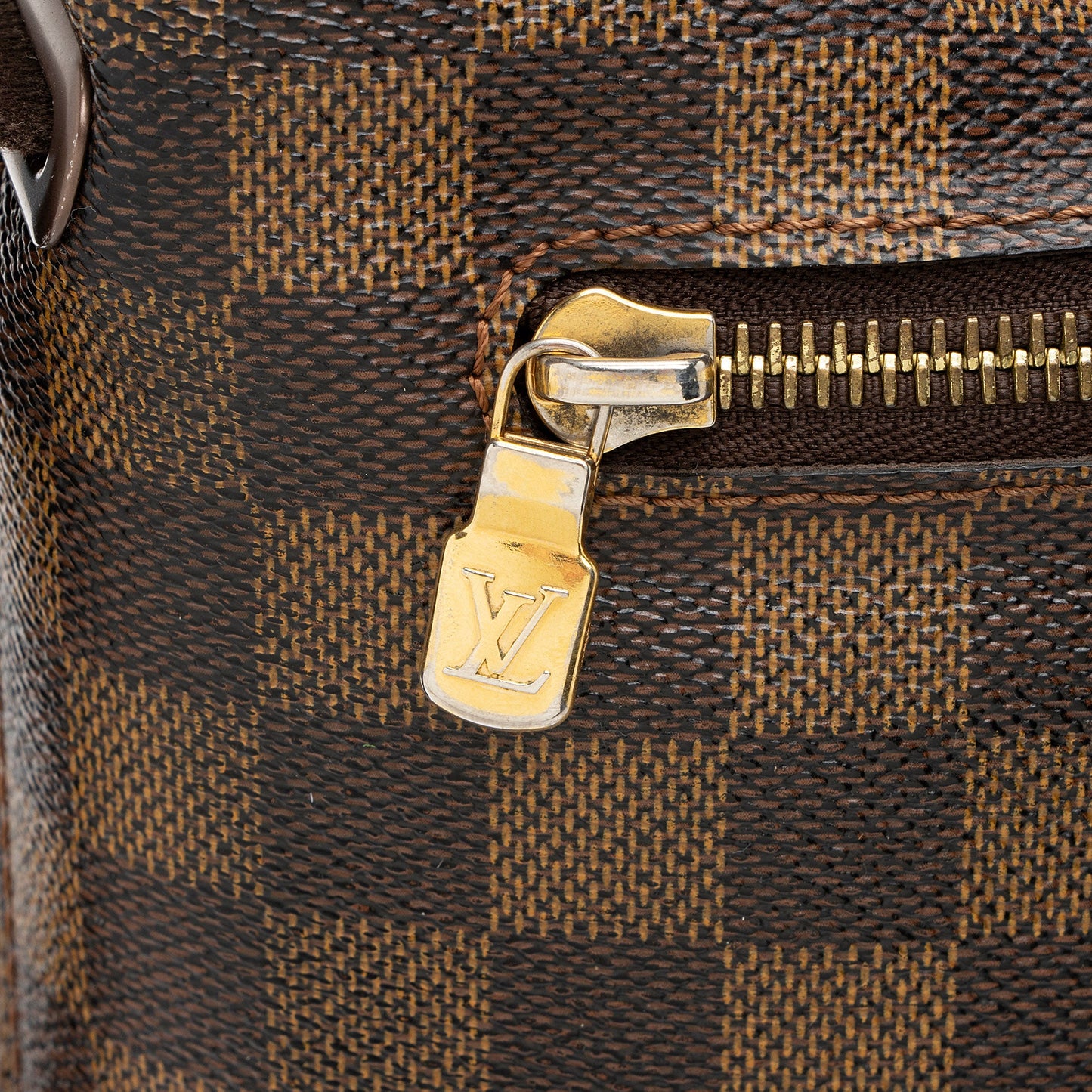 Louis Vuitton Damier Ebene Brooklyn GM Messenger