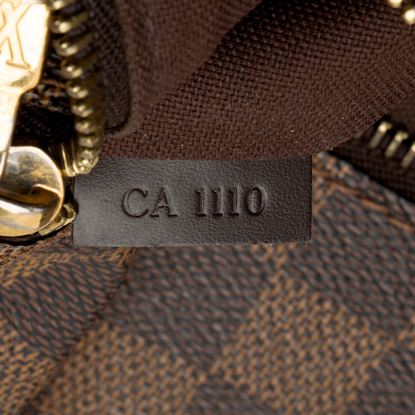 Louis Vuitton Damier Ebene Brooklyn MM Messenger Bag (SHF-4EzJH2)
