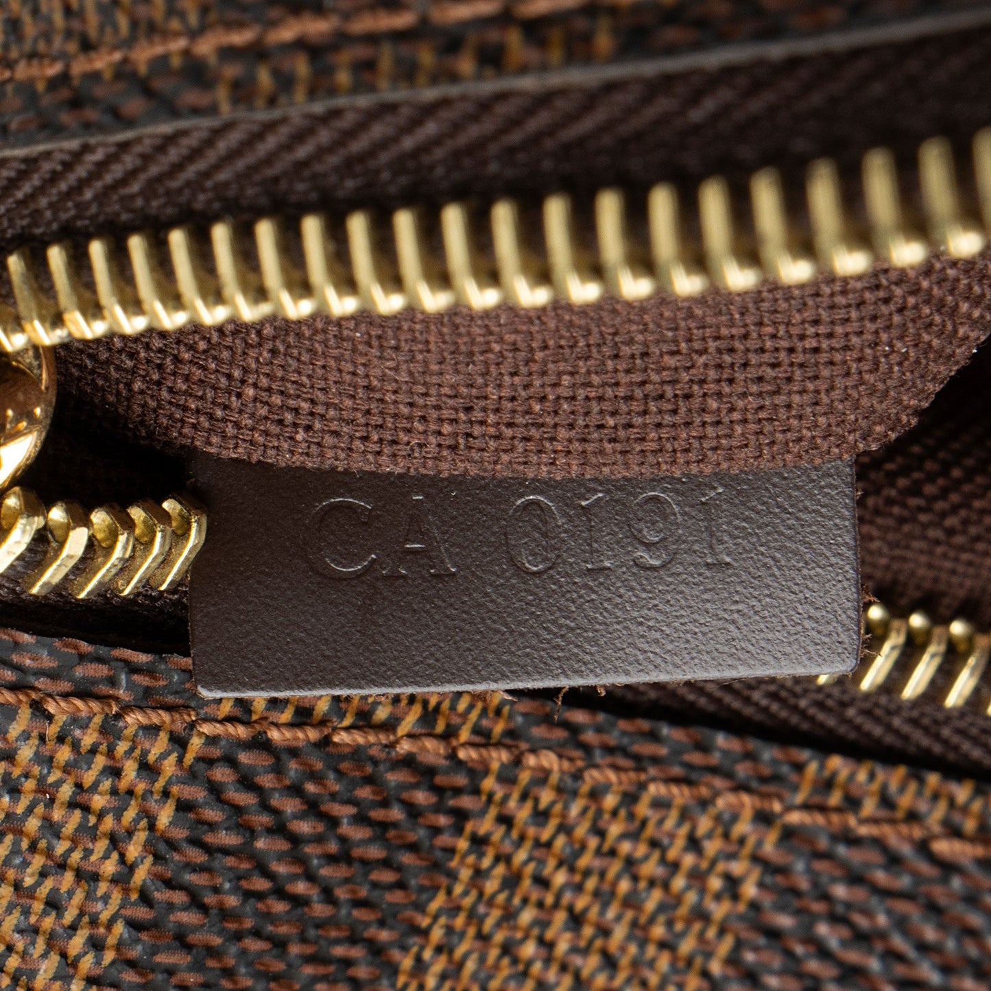Louis Vuitton Damier Ebene Brooklyn MM Messenger