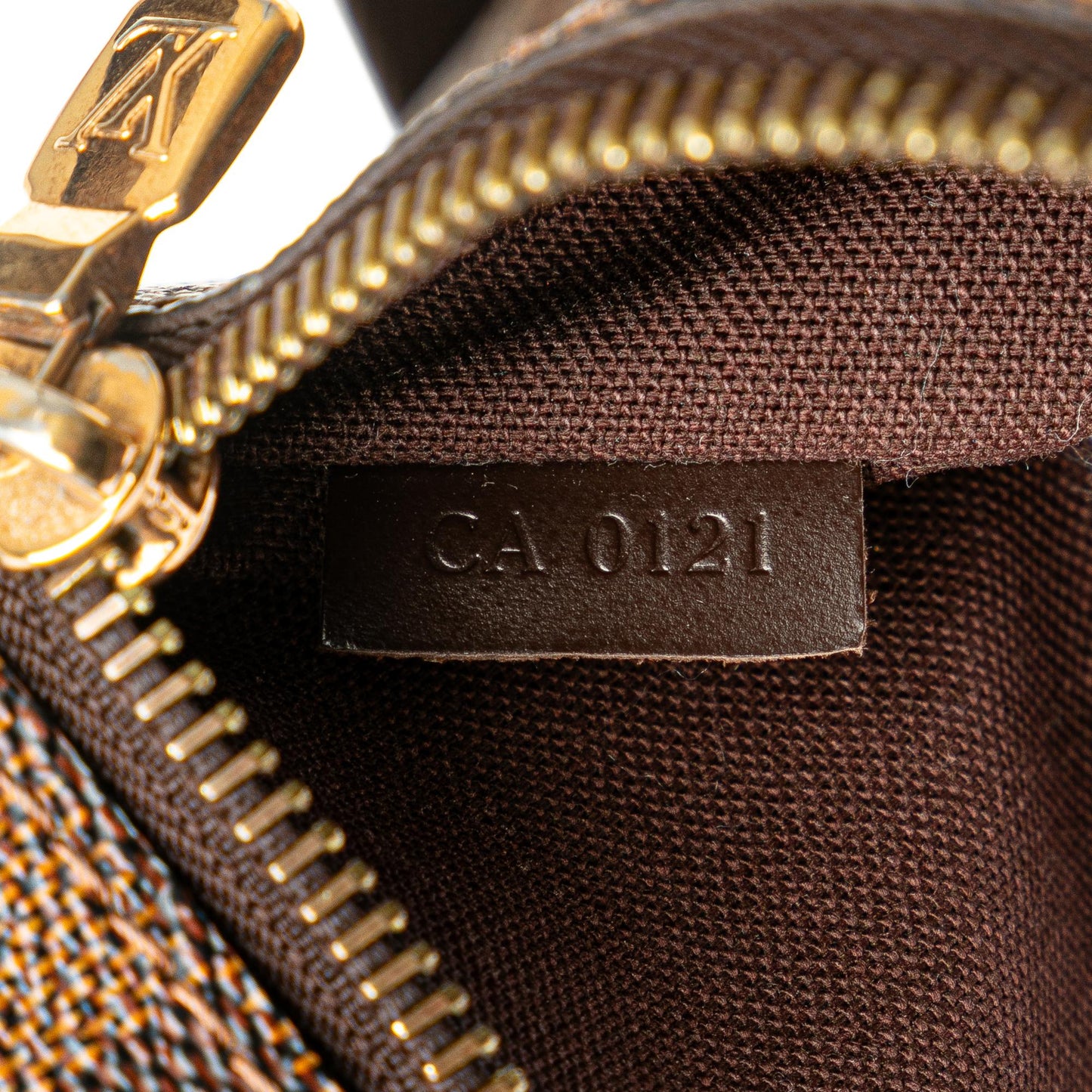 Louis Vuitton Damier Ebene Brooklyn MM