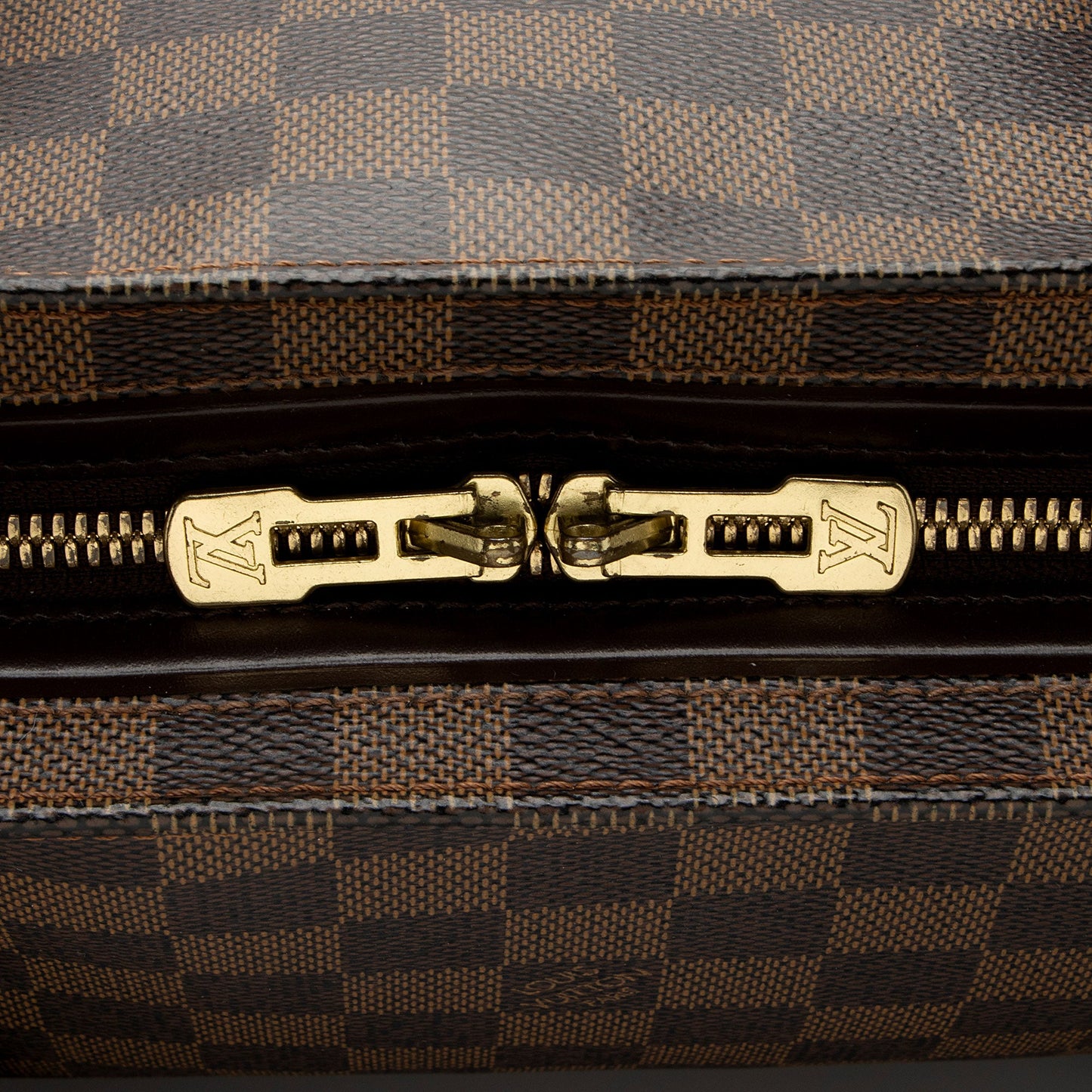 Louis Vuitton Damier Ebene Chelsea Tote (SHF-pRdj3G)