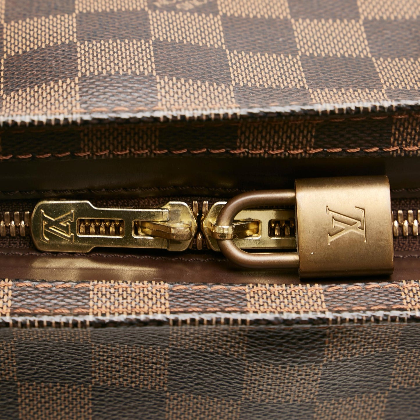 Louis Vuitton Damier Ebene Chelsea (SHG-35786)