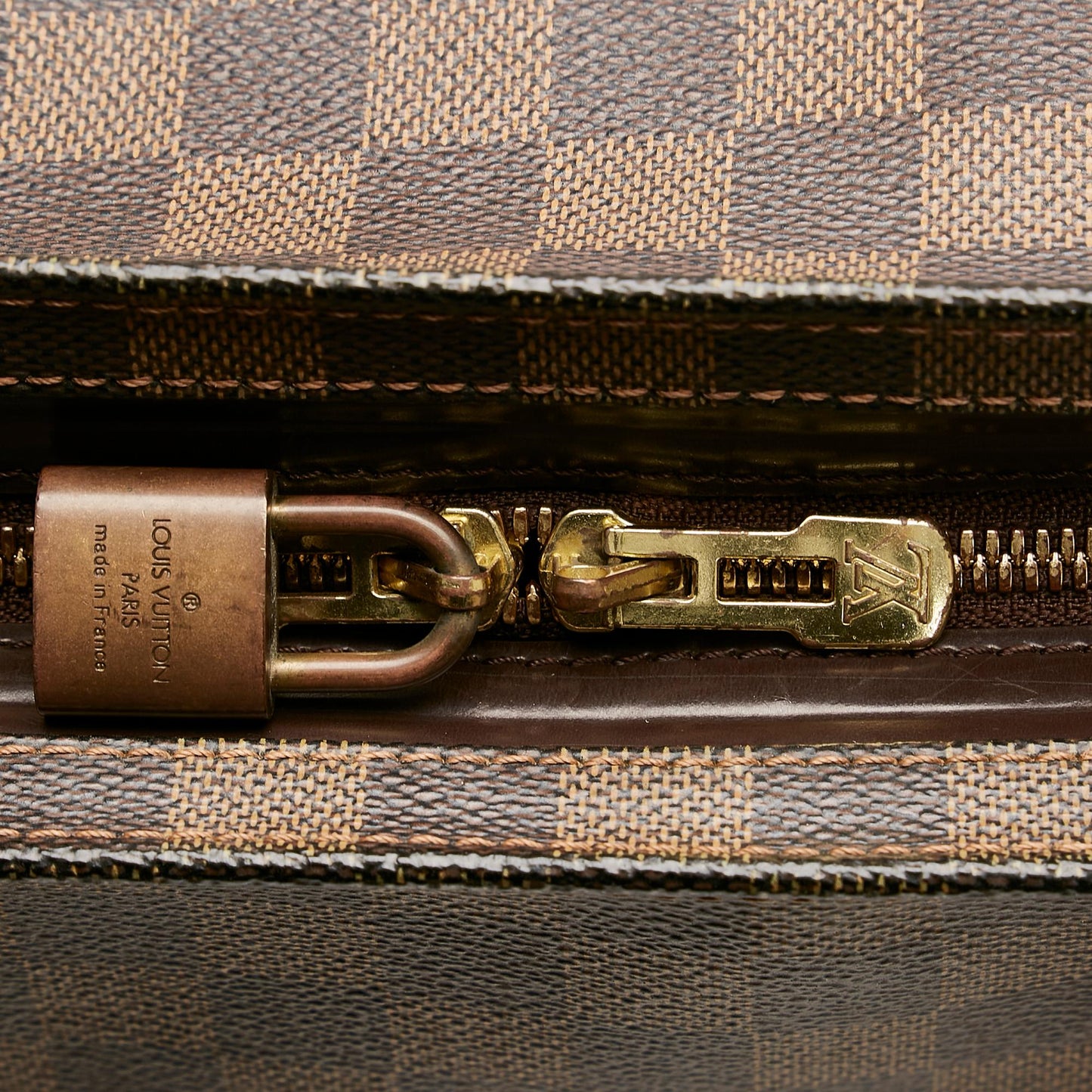Louis Vuitton Damier Ebene Chelsea (SHG-oB9ymB)