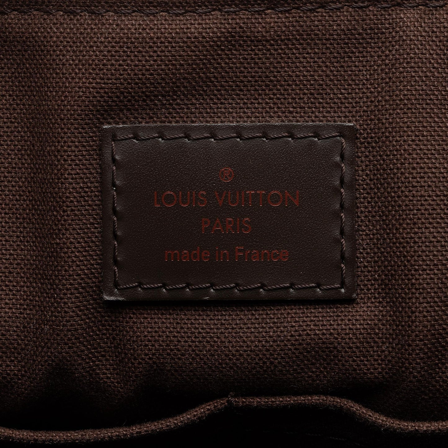 Louis Vuitton Damier Ebene District MM Messenger (SHF-i4IBEL)