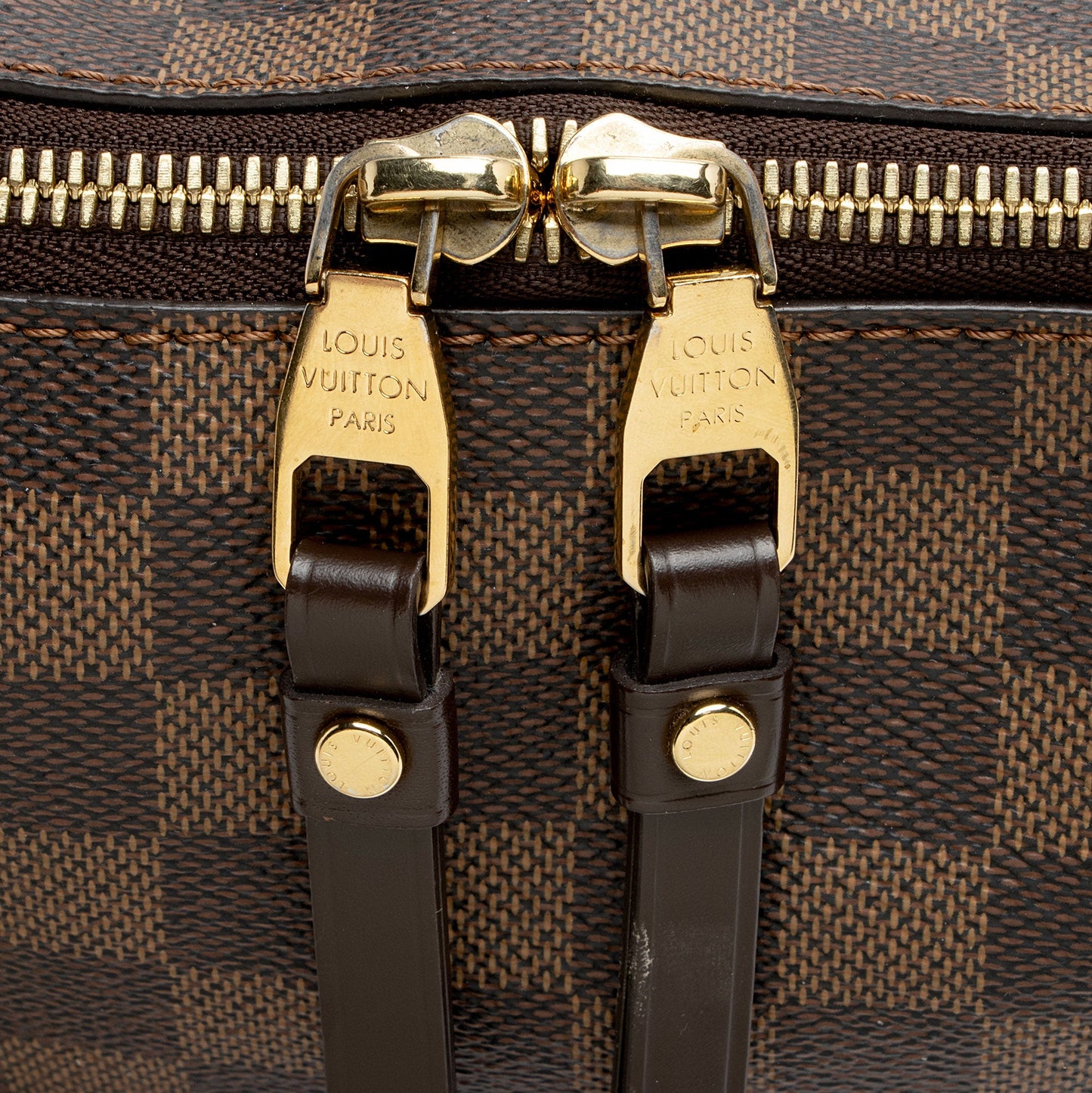 Louis Vuitton Damier Ebene Duomo Shoulder Bag (SHF-3tz9D9)