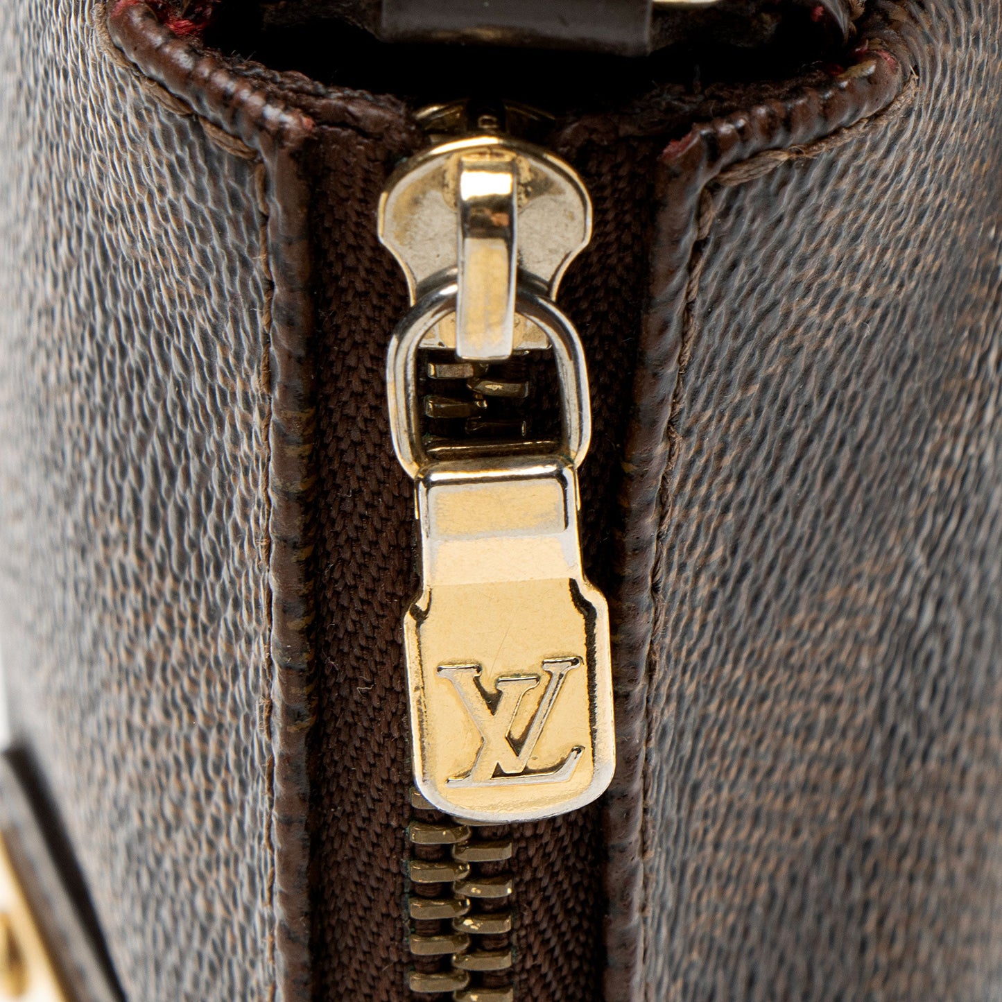 Louis Vuitton Damier Ebene Eva Clutch