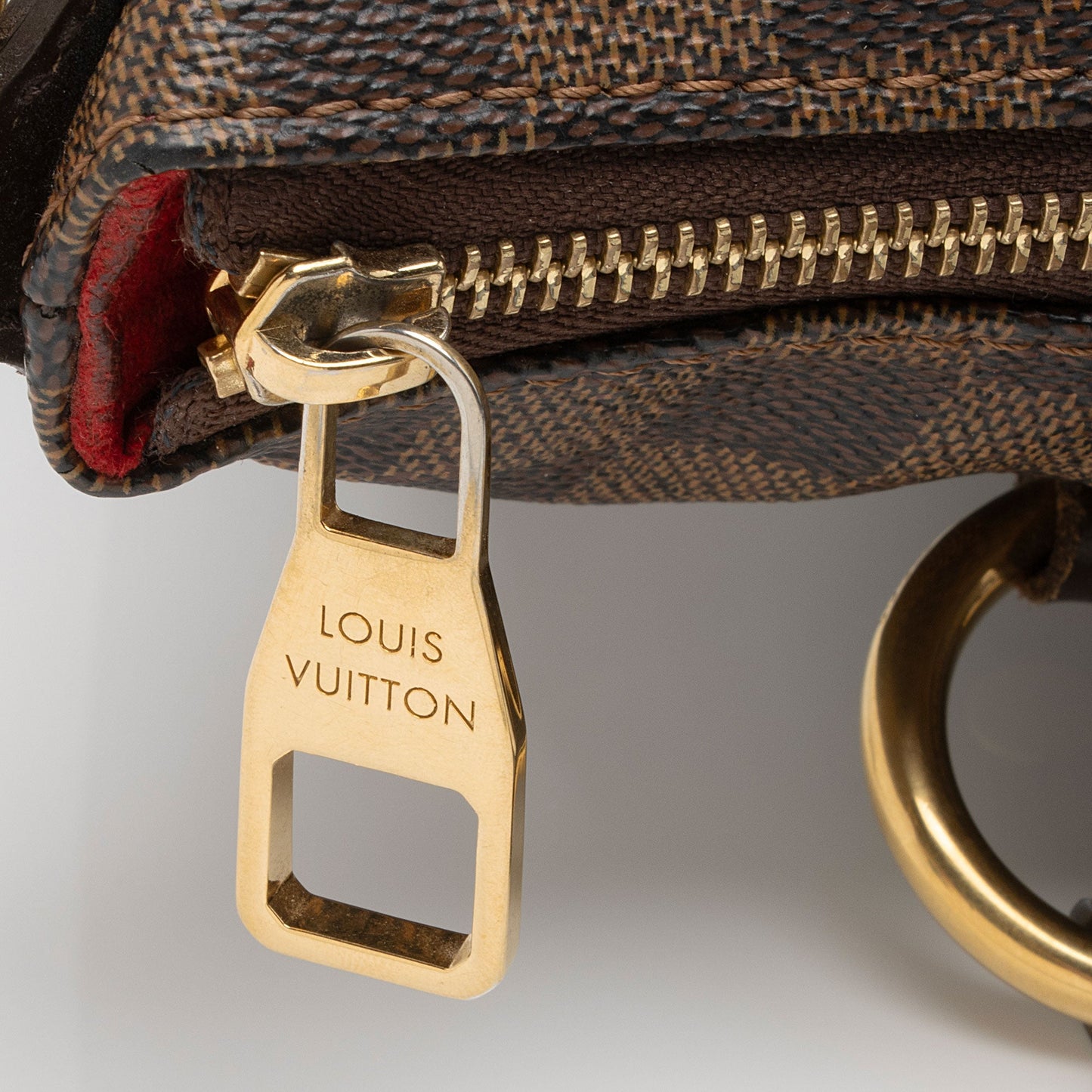Louis Vuitton Damier Ebene Evora MM Shoulder Bag (SHF-iUlOcy)