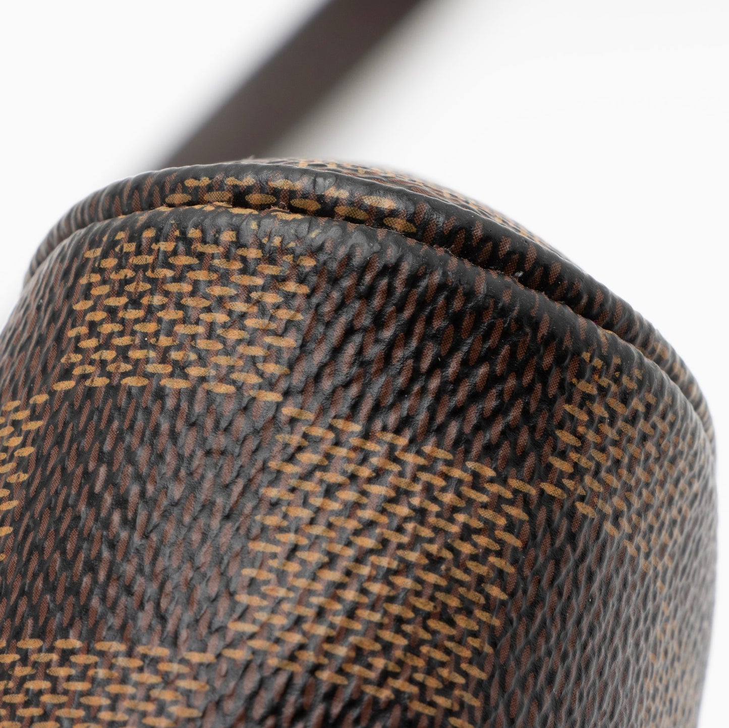 Louis Vuitton Damier Ebene Favorite MM Shoulder Bag (SHF-23335)