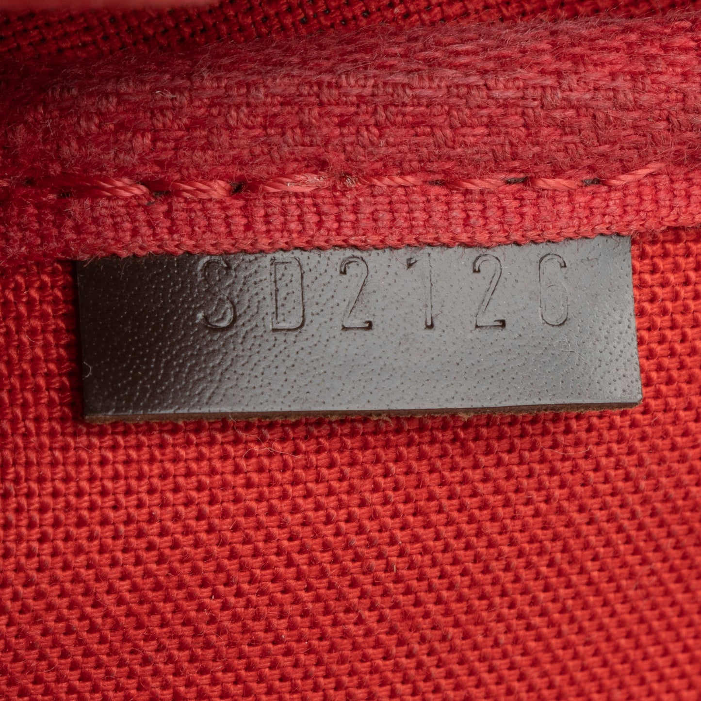 Louis Vuitton Damier Ebene Favorite MM Shoulder Bag (SHF-23754)