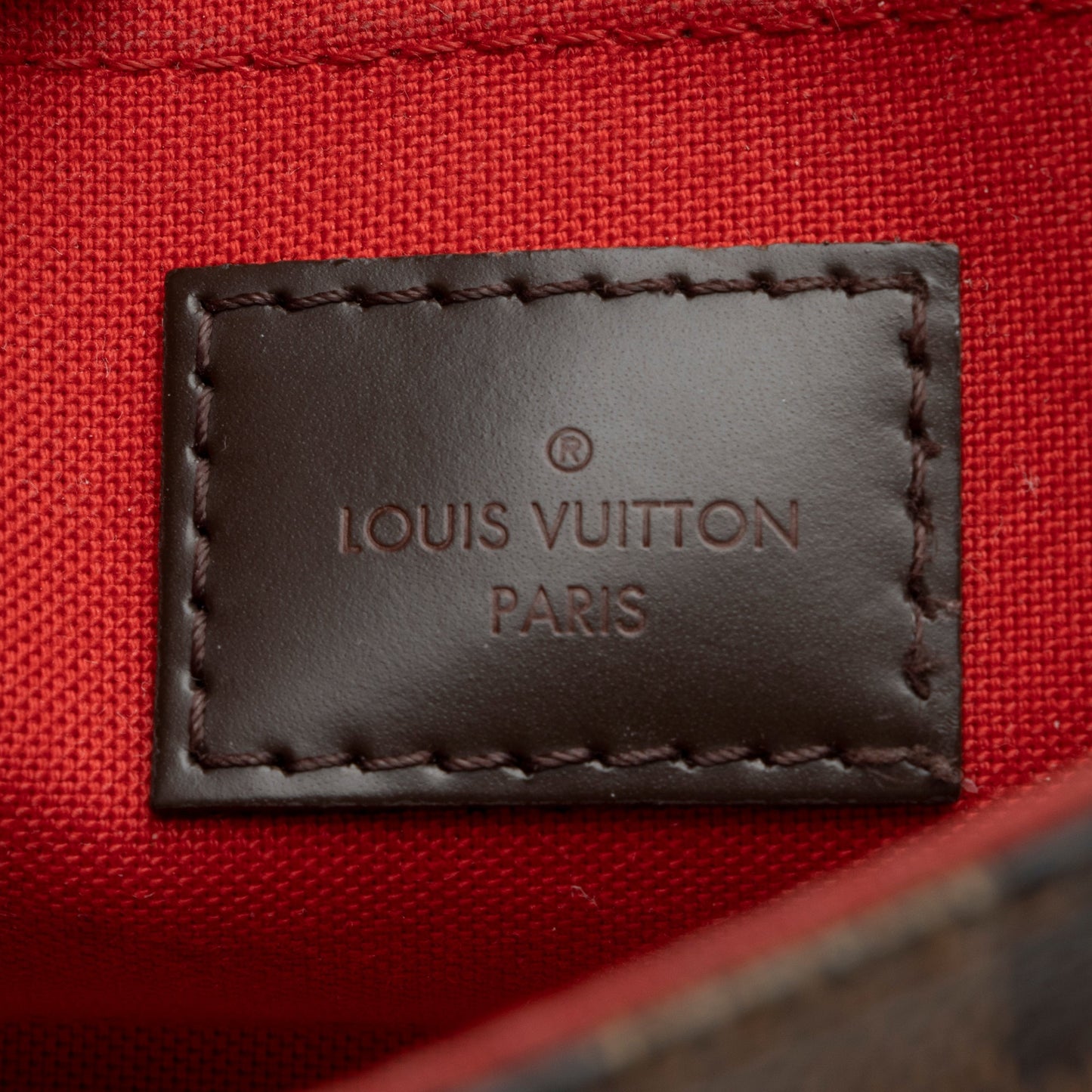 Louis Vuitton Damier Ebene Favorite MM Shoulder Bag (SHF-23754)