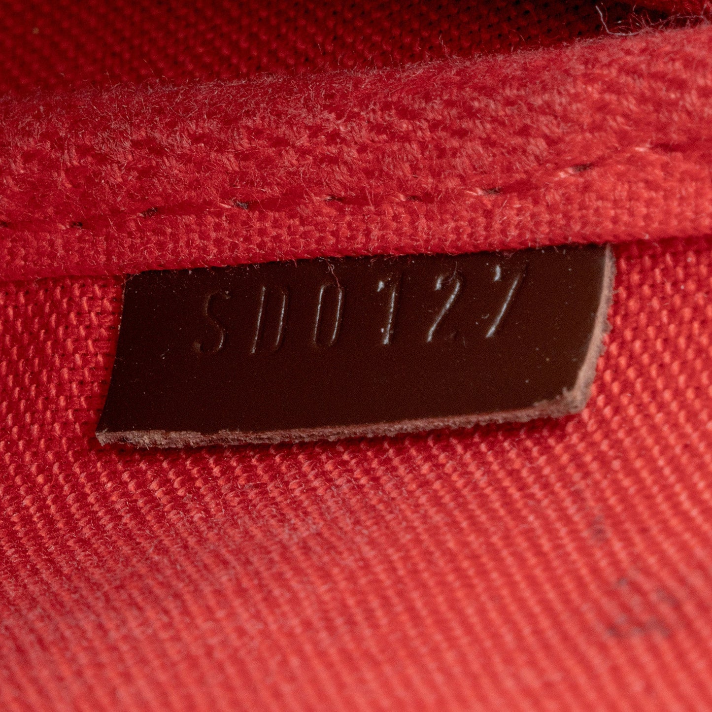 Louis Vuitton Damier Ebene Favorite MM Shoulder Bag (SHF-wPjeDv)