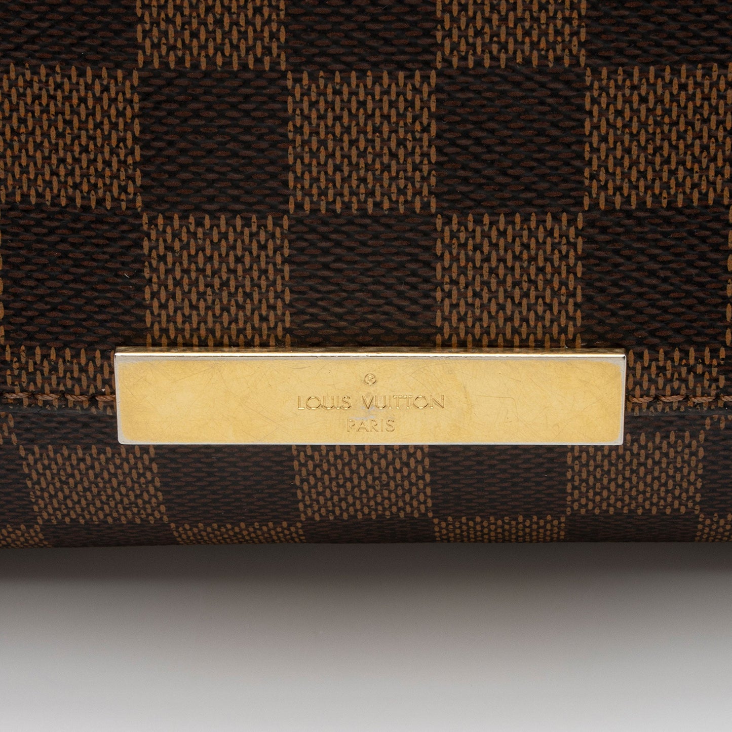 Louis Vuitton Damier Ebene Favorite MM Shoulder Bag (SHF-tqOR1k)