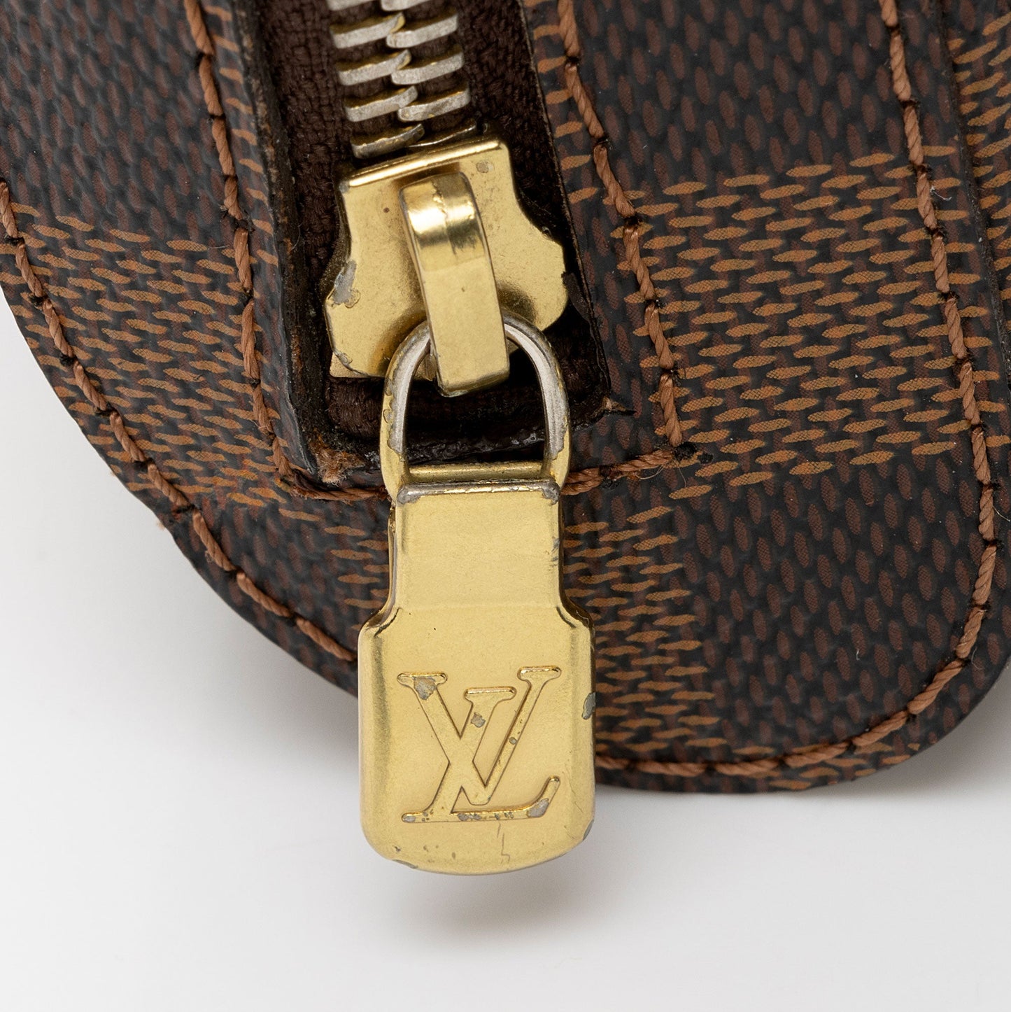 Louis Vuitton Damier Ebene Geronimos Sling Bag (SHF-NoQO5b)