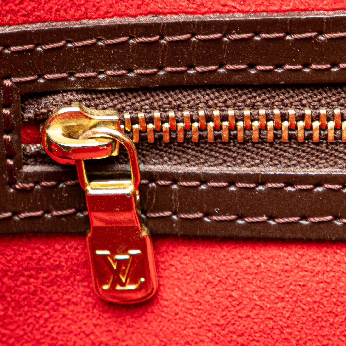 Louis Vuitton Damier Ebene Hampstead GM (SHG-MOJrPd)