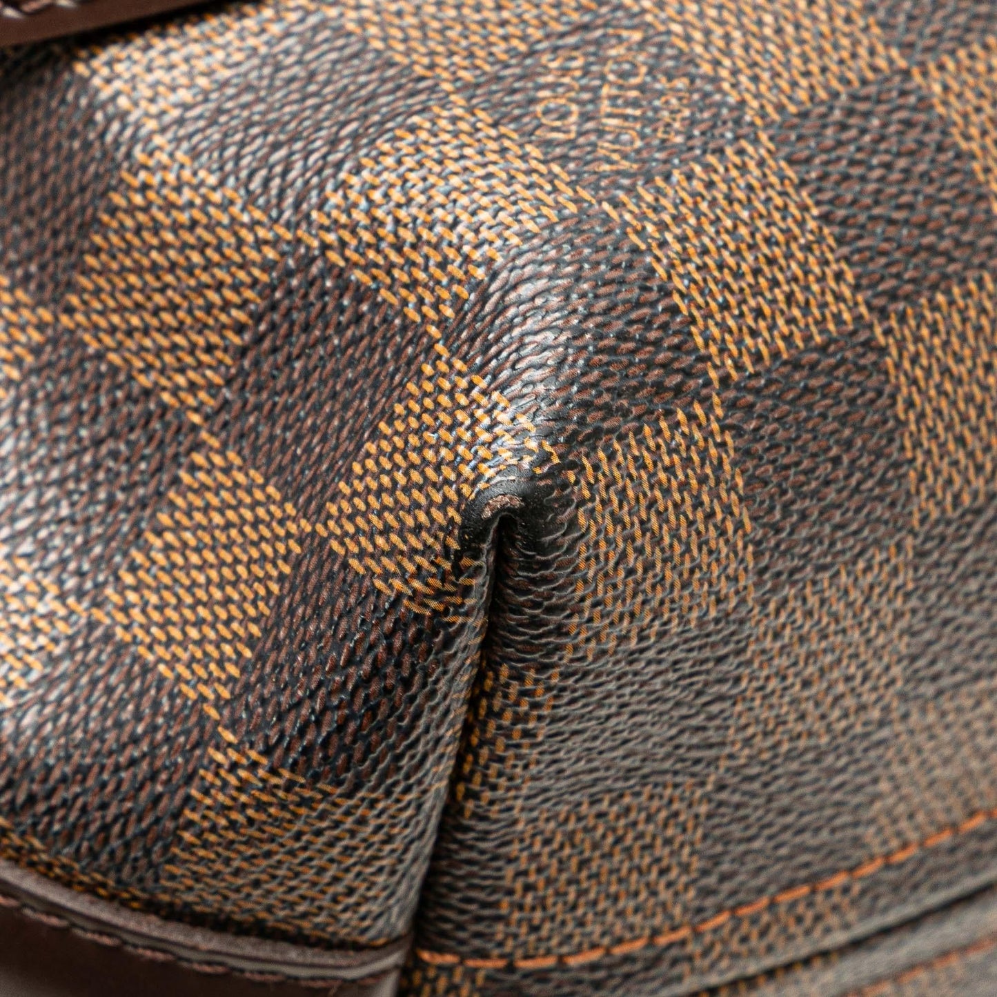 Louis Vuitton Damier Ebene Illovo MM