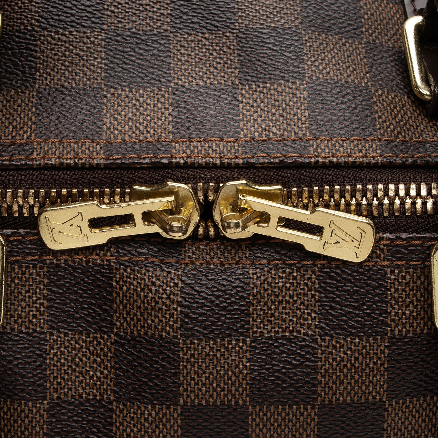 Louis Vuitton Damier Ebene Keepall Bandouliere 55 Duffle Bag (SHF-tEajPT)