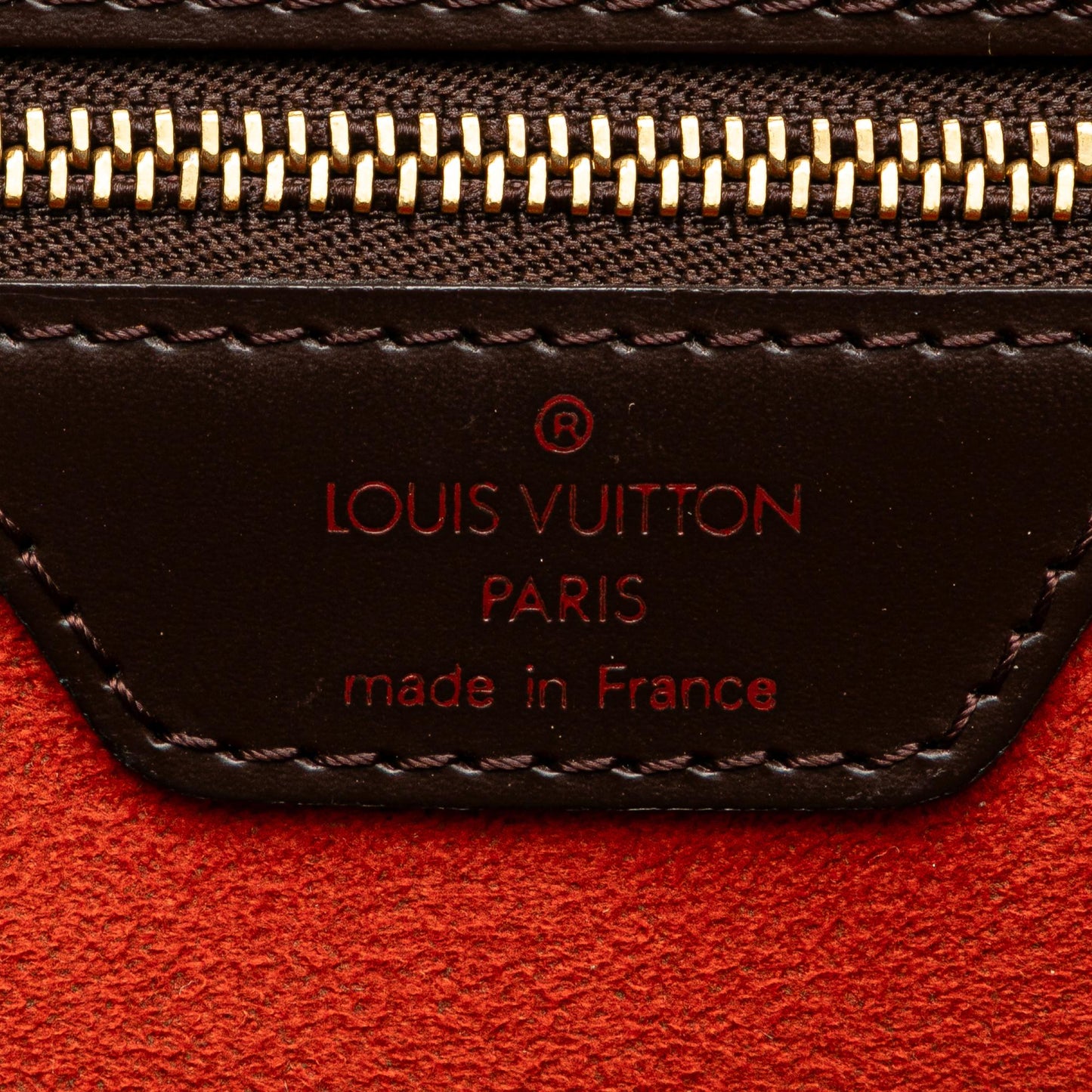 Louis Vuitton Damier Ebene Manosque PM (SHG-r2rtwJ)