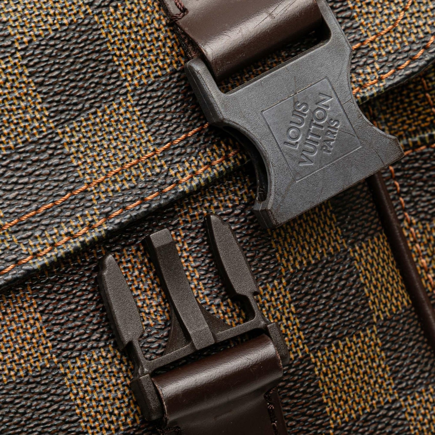 Louis Vuitton Damier Ebene Melville Reporter