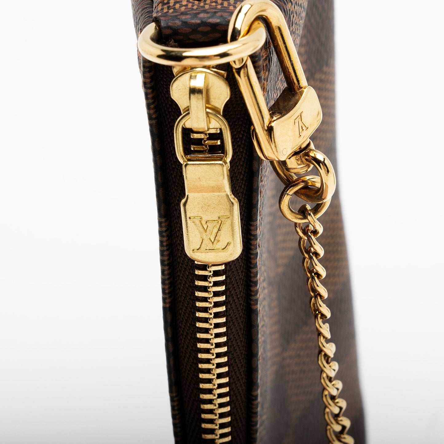 Louis Vuitton Damier Ebene Mini Pochette Accessoires (SHF-2T9ygd)